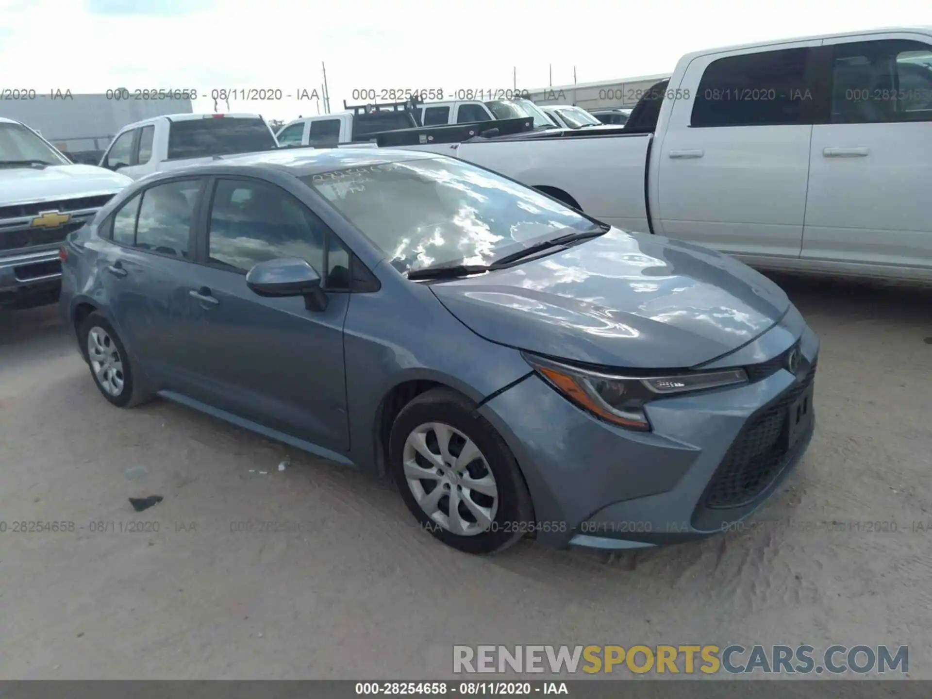 1 Photograph of a damaged car 5YFEPRAE7LP076633 TOYOTA COROLLA 2020