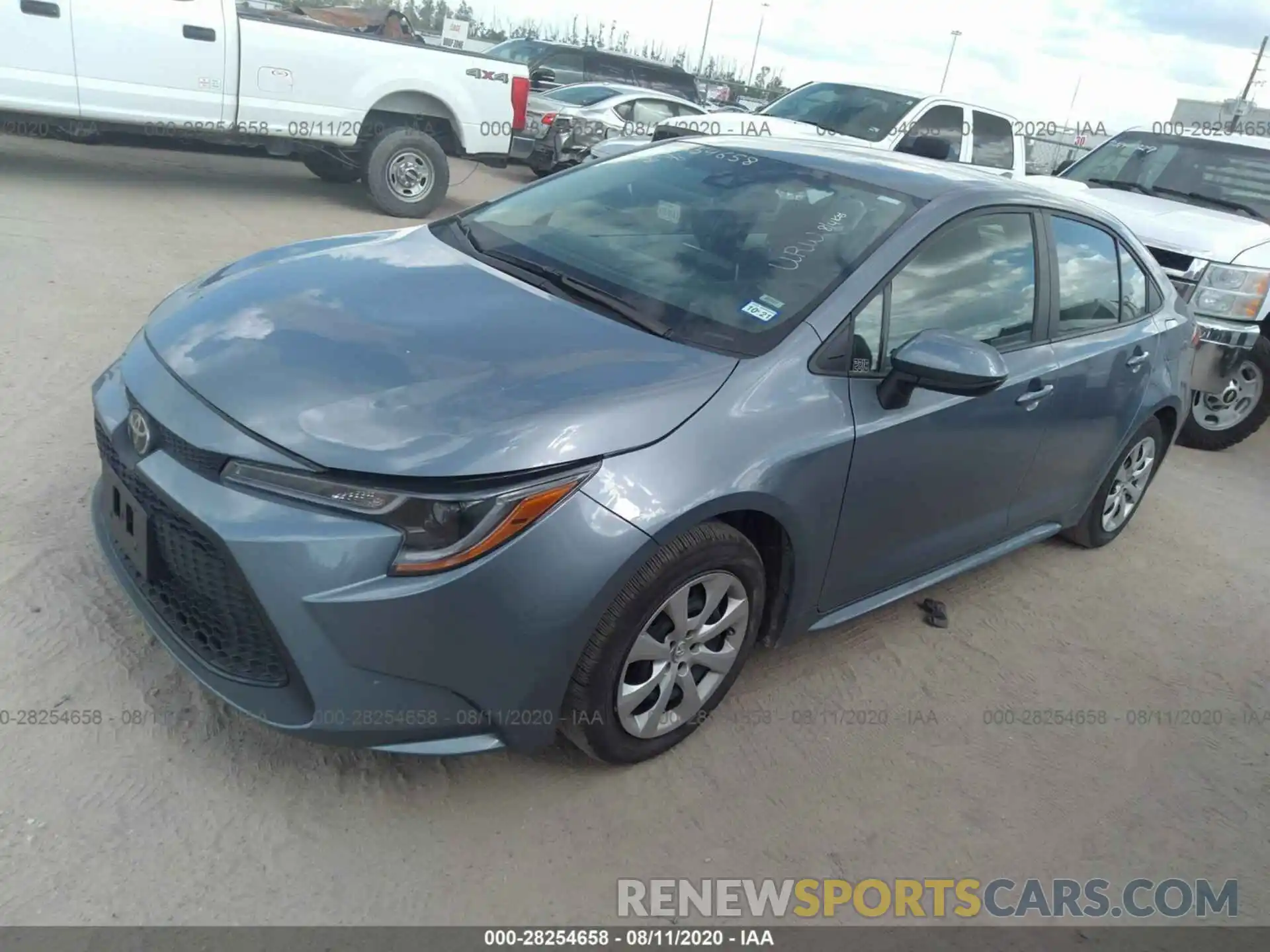 2 Photograph of a damaged car 5YFEPRAE7LP076633 TOYOTA COROLLA 2020