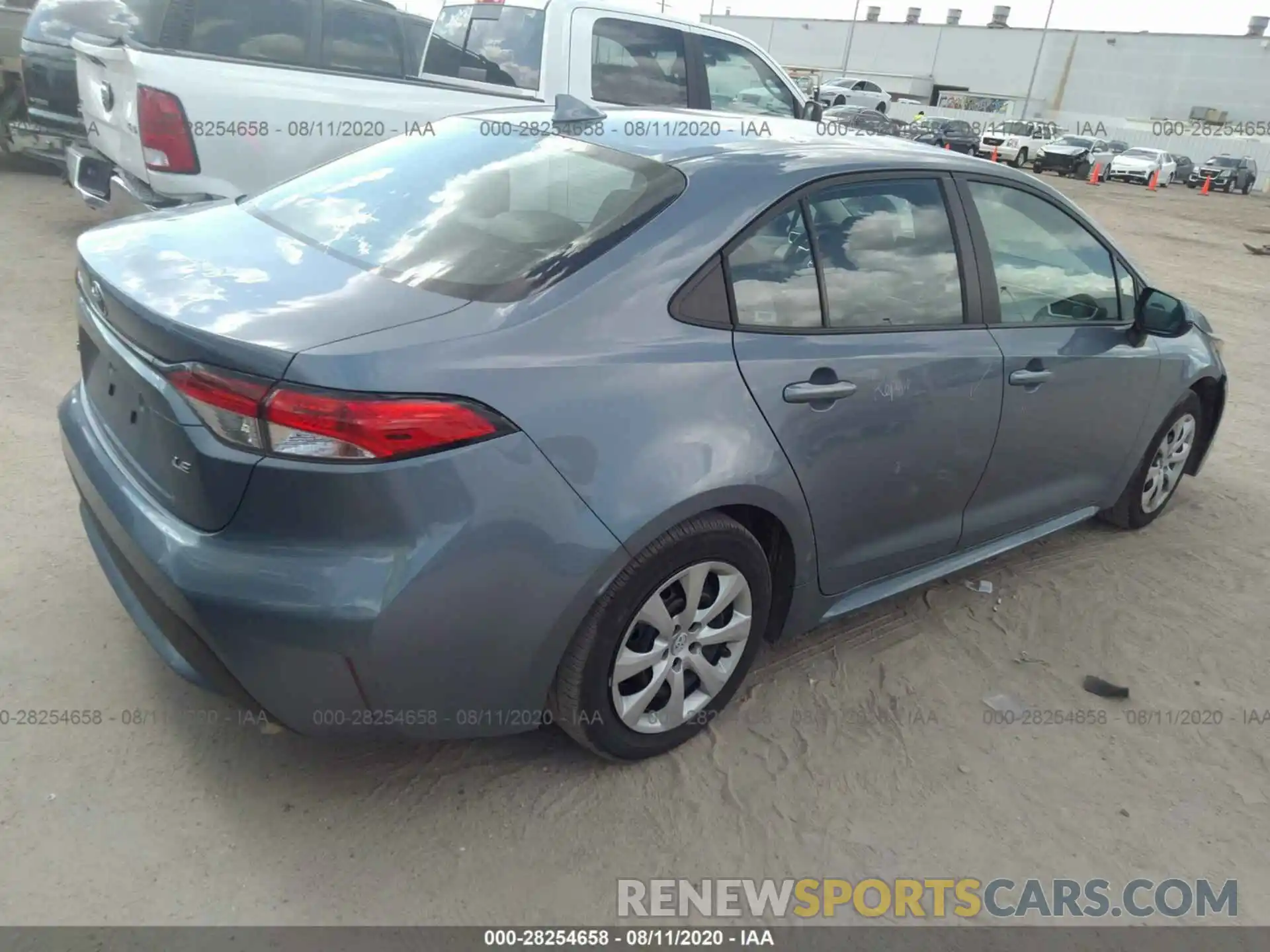 4 Photograph of a damaged car 5YFEPRAE7LP076633 TOYOTA COROLLA 2020