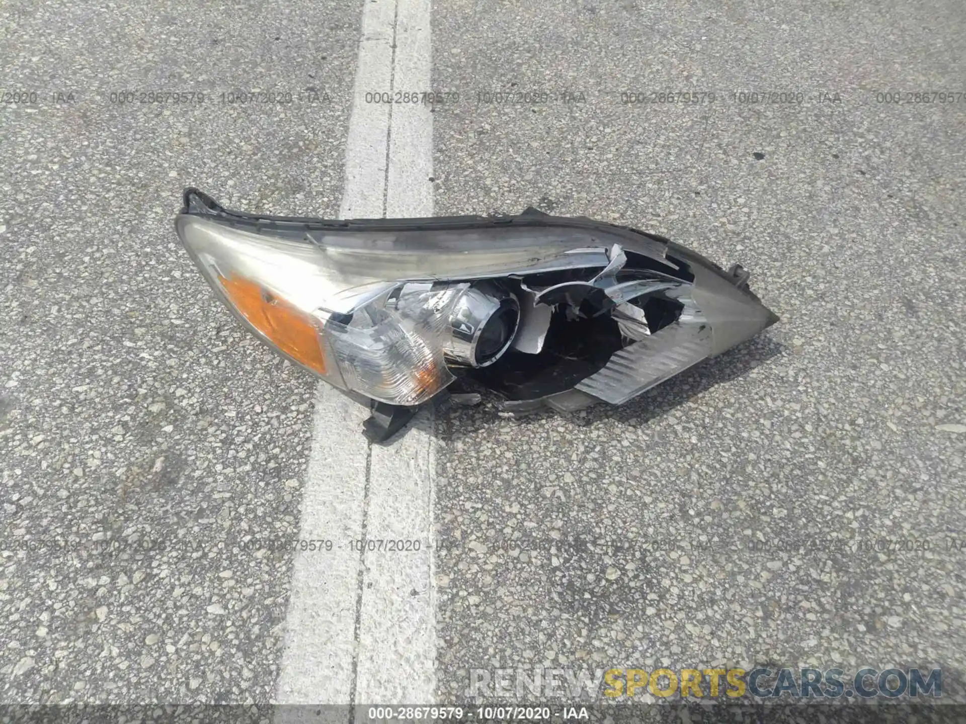 12 Photograph of a damaged car 5YFEPRAE7LP078088 TOYOTA COROLLA 2020