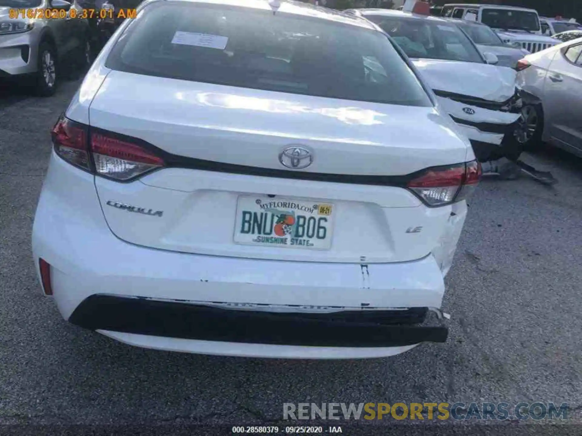 13 Photograph of a damaged car 5YFEPRAE7LP078804 TOYOTA COROLLA 2020