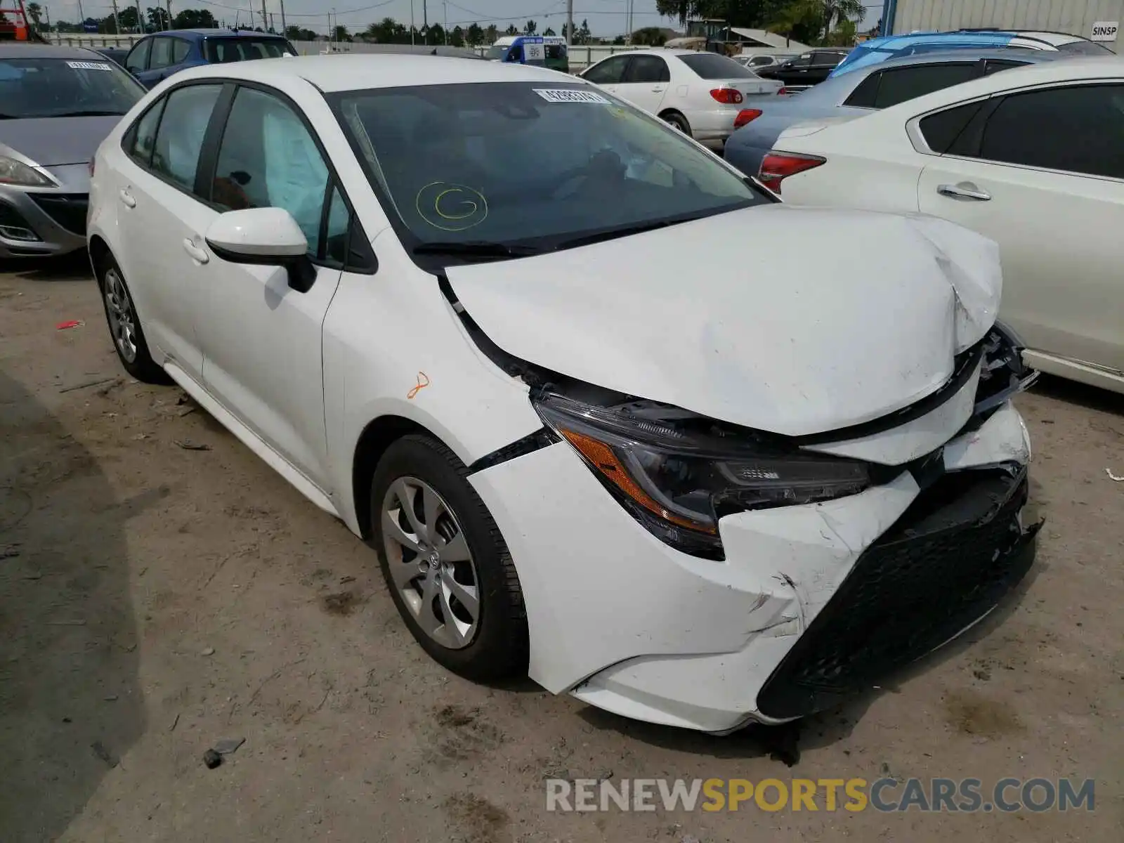 1 Photograph of a damaged car 5YFEPRAE7LP079354 TOYOTA COROLLA 2020