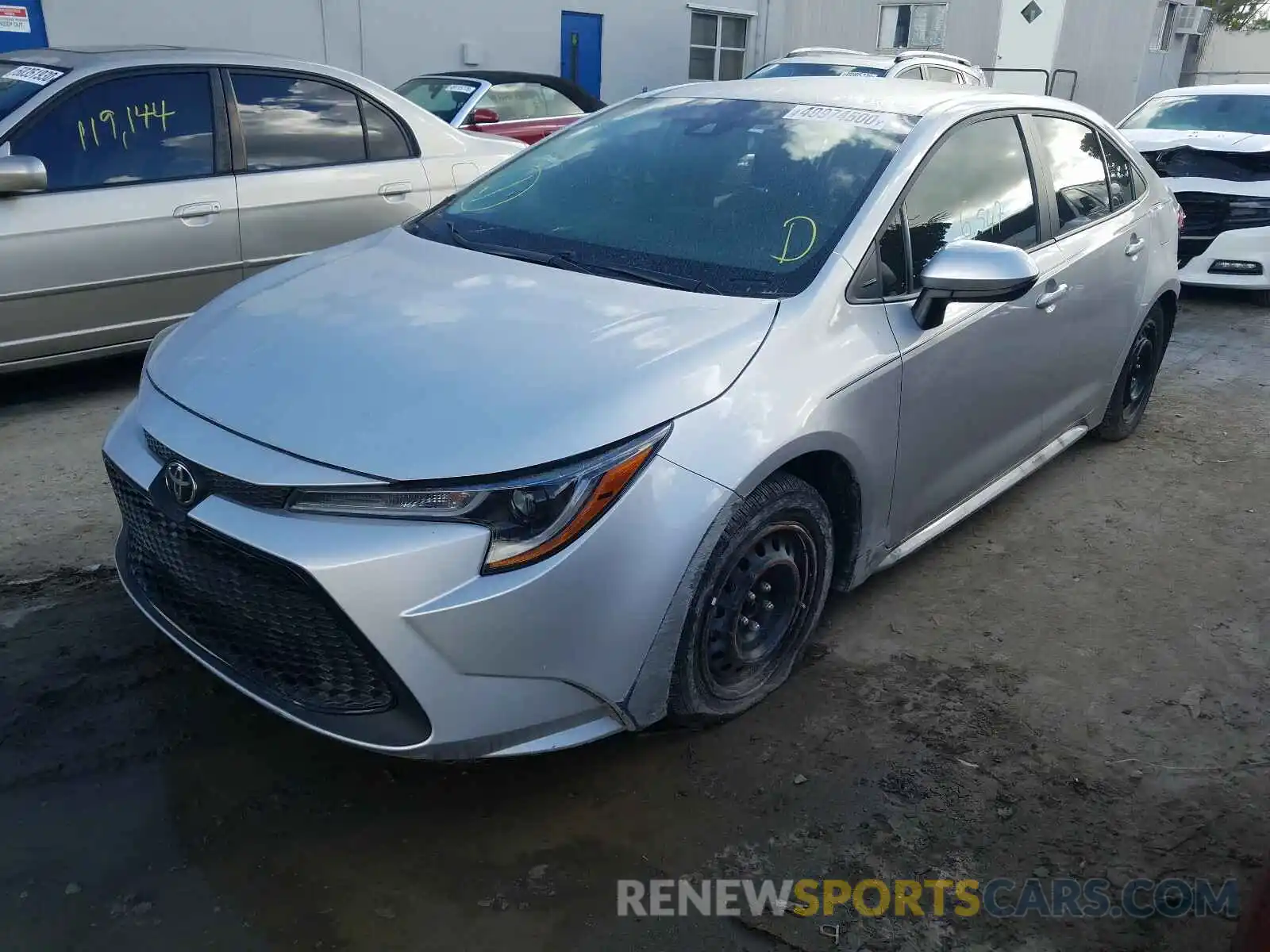 2 Photograph of a damaged car 5YFEPRAE7LP081248 TOYOTA COROLLA 2020