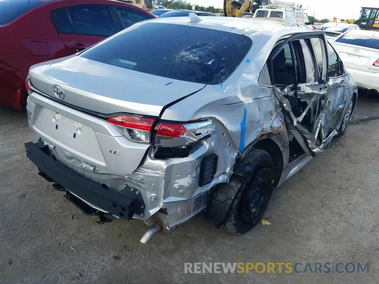 4 Photograph of a damaged car 5YFEPRAE7LP081248 TOYOTA COROLLA 2020