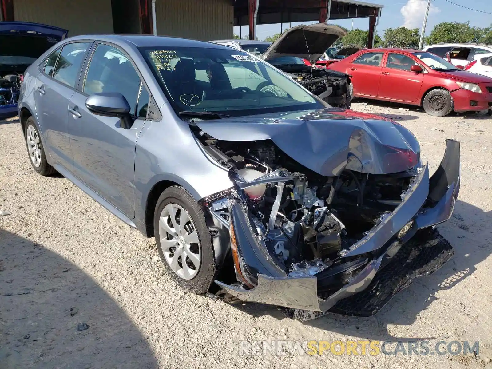 1 Photograph of a damaged car 5YFEPRAE7LP081539 TOYOTA COROLLA 2020