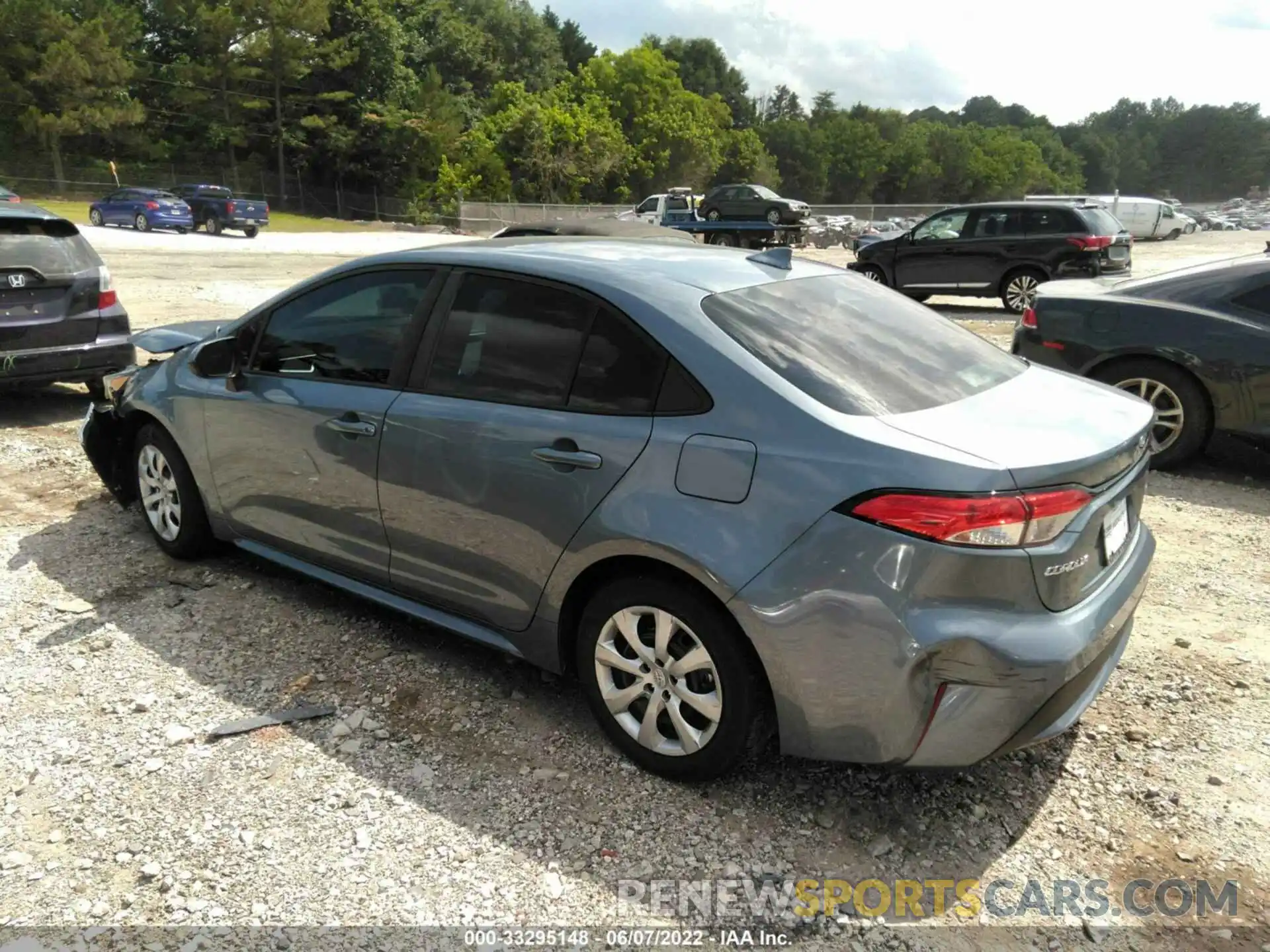 3 Photograph of a damaged car 5YFEPRAE7LP082447 TOYOTA COROLLA 2020