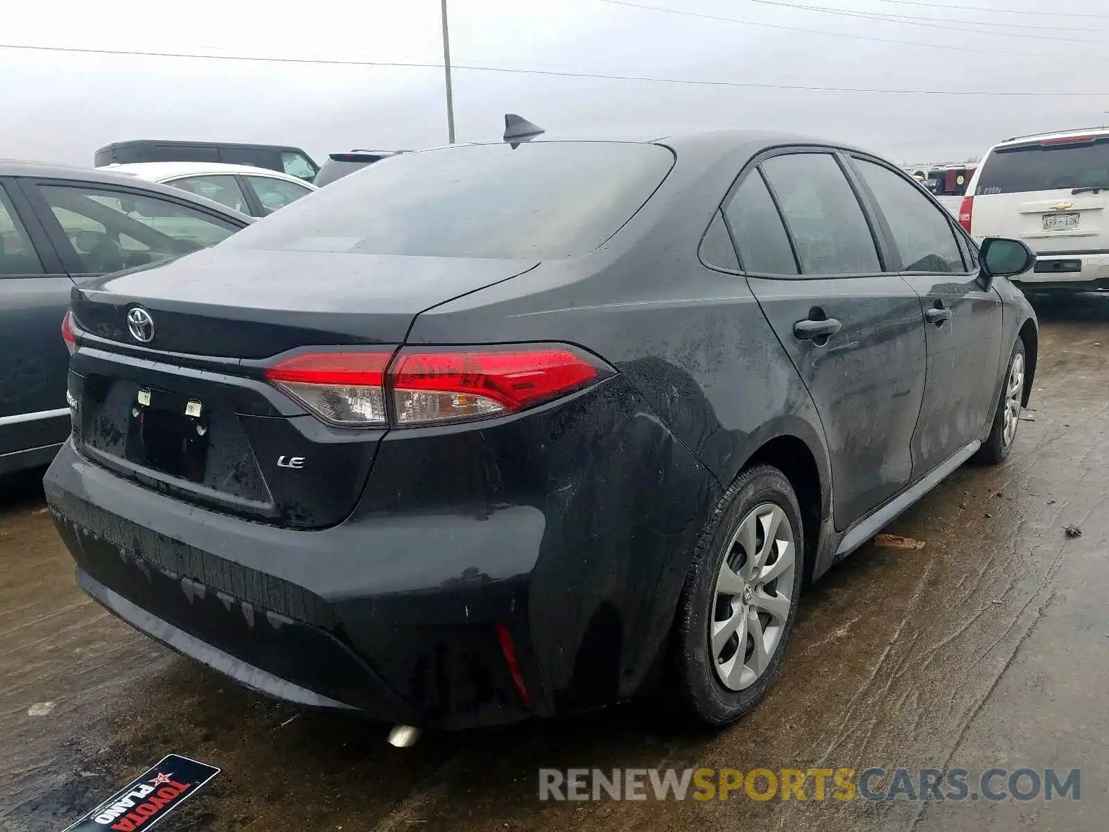 4 Photograph of a damaged car 5YFEPRAE7LP083632 TOYOTA COROLLA 2020