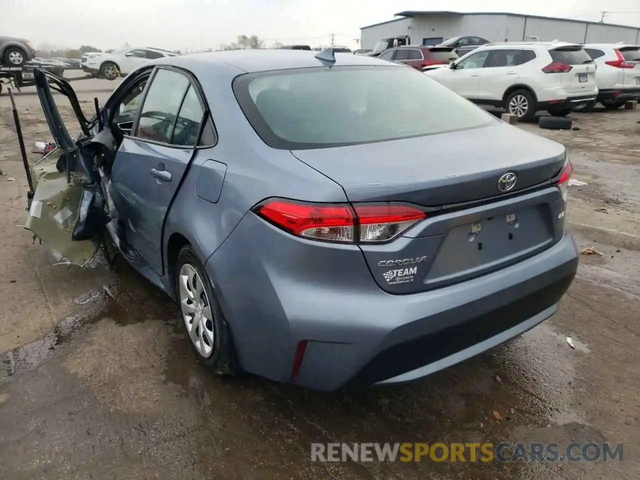 3 Photograph of a damaged car 5YFEPRAE7LP083677 TOYOTA COROLLA 2020