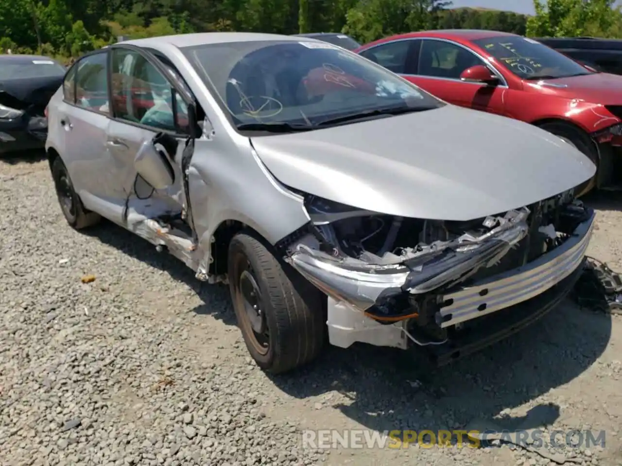 1 Photograph of a damaged car 5YFEPRAE7LP084098 TOYOTA COROLLA 2020