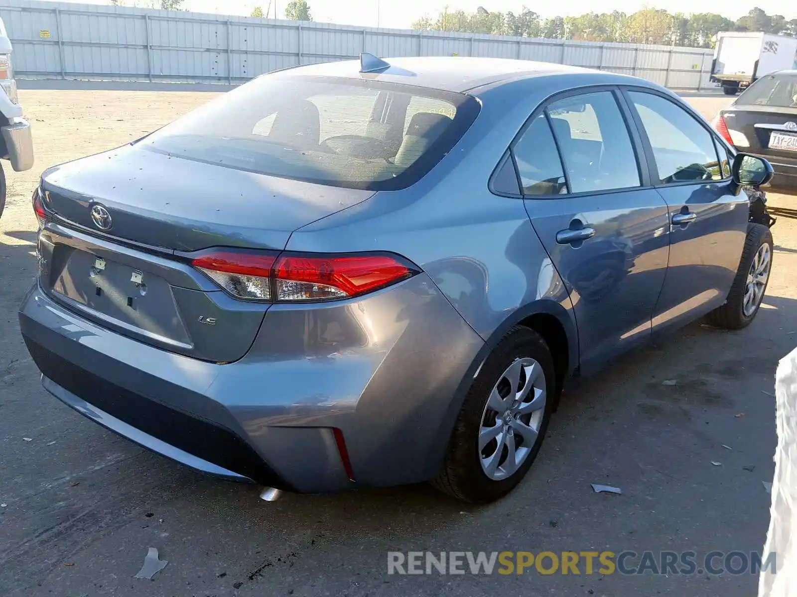 4 Photograph of a damaged car 5YFEPRAE7LP085736 TOYOTA COROLLA 2020