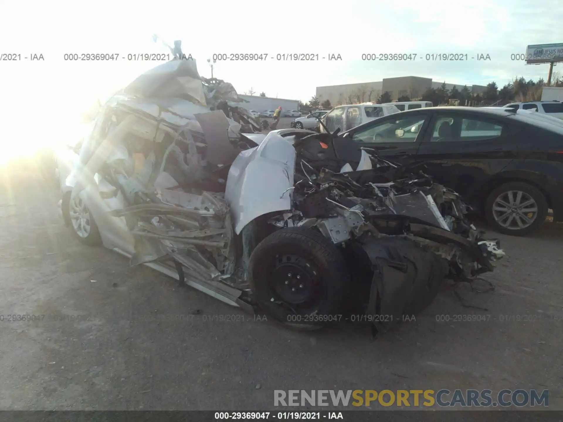 1 Photograph of a damaged car 5YFEPRAE7LP087583 TOYOTA COROLLA 2020
