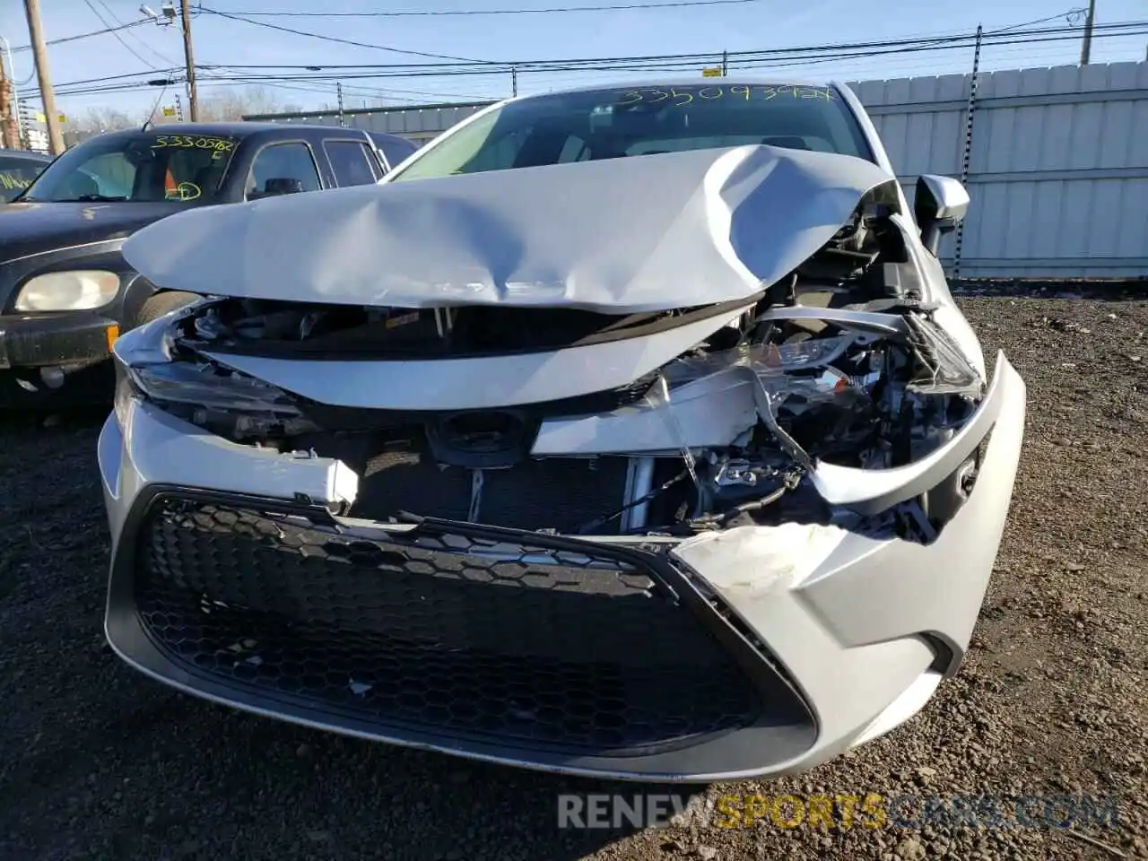 9 Photograph of a damaged car 5YFEPRAE7LP087681 TOYOTA COROLLA 2020