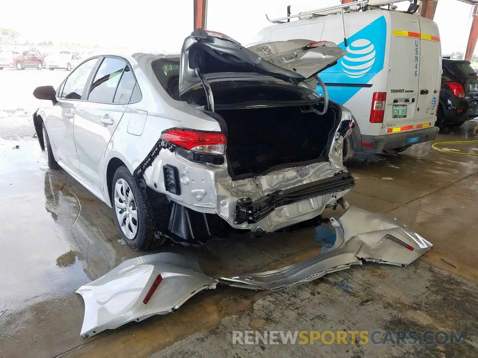 3 Photograph of a damaged car 5YFEPRAE7LP088006 TOYOTA COROLLA 2020