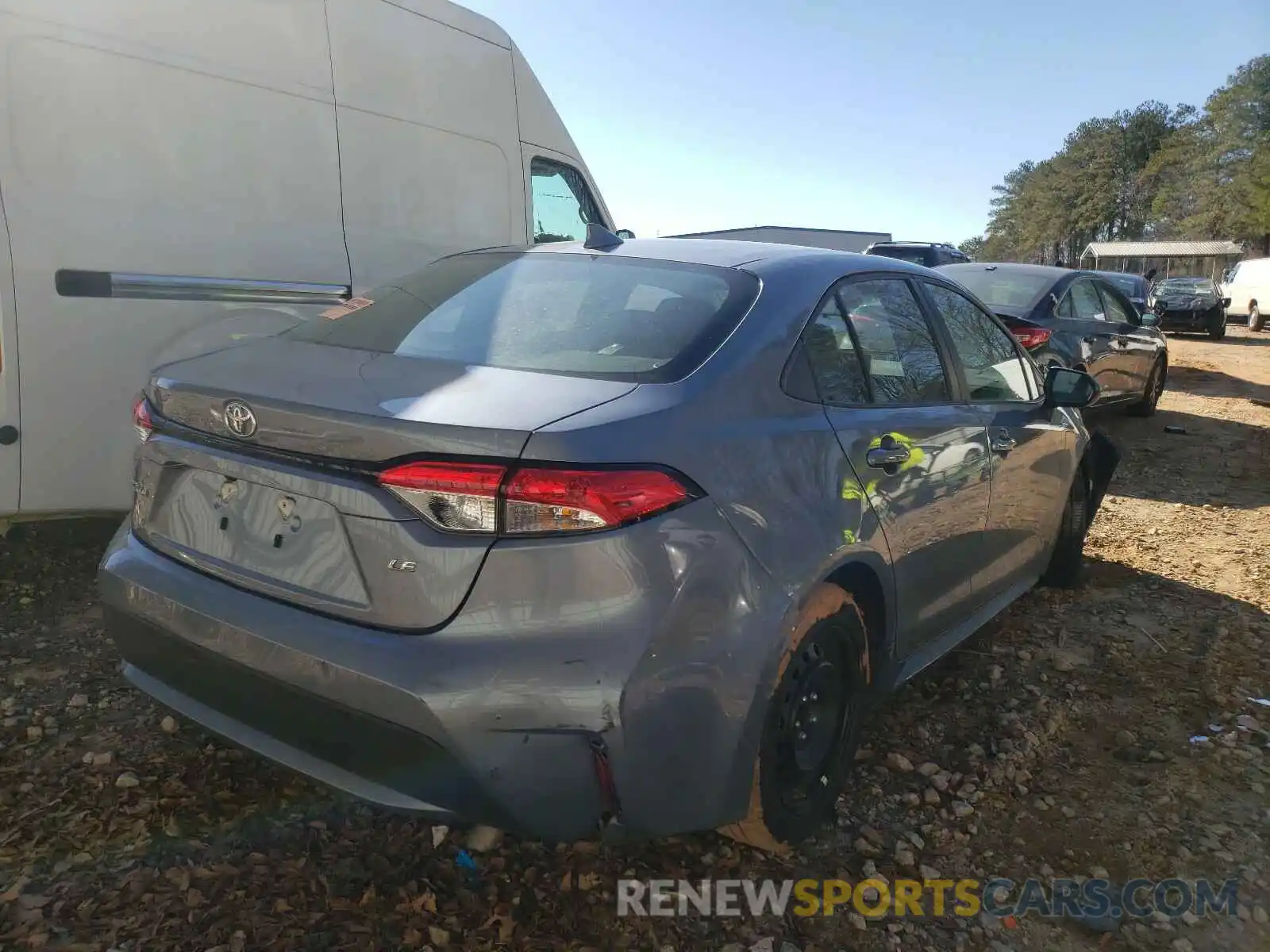 4 Photograph of a damaged car 5YFEPRAE7LP089432 TOYOTA COROLLA 2020