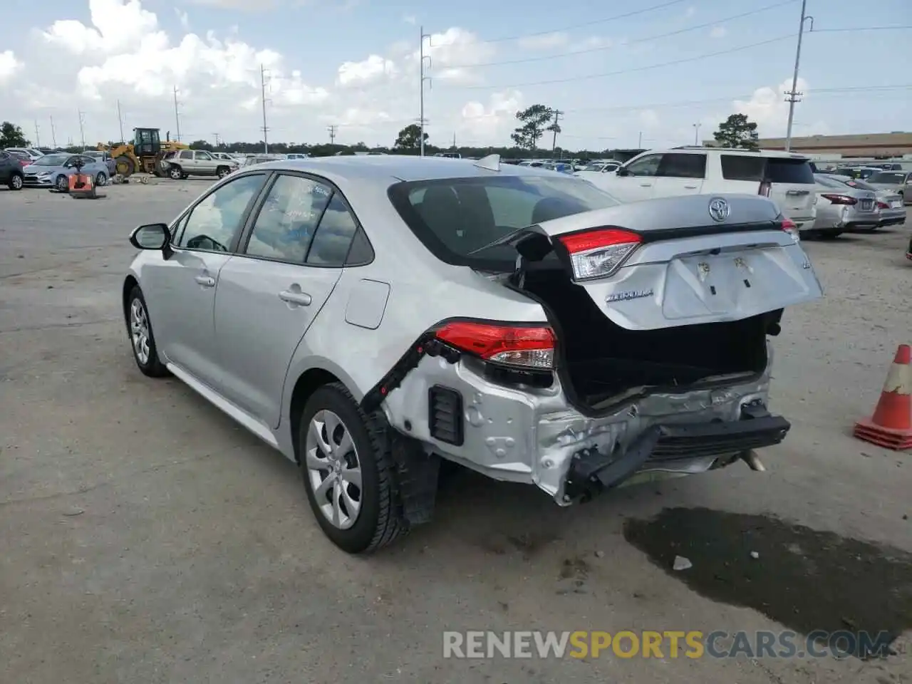 3 Photograph of a damaged car 5YFEPRAE7LP090127 TOYOTA COROLLA 2020