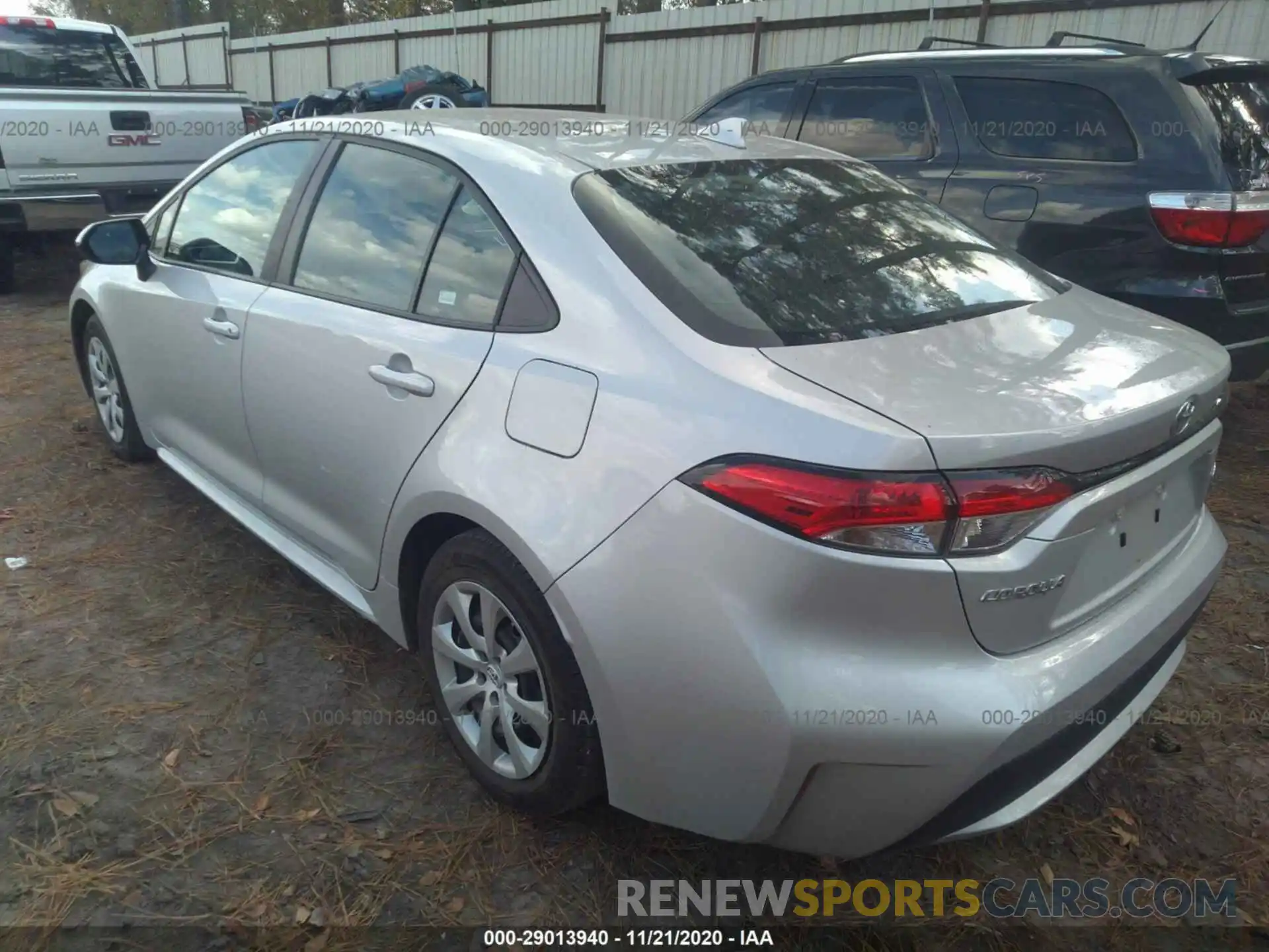 3 Photograph of a damaged car 5YFEPRAE7LP091276 TOYOTA COROLLA 2020