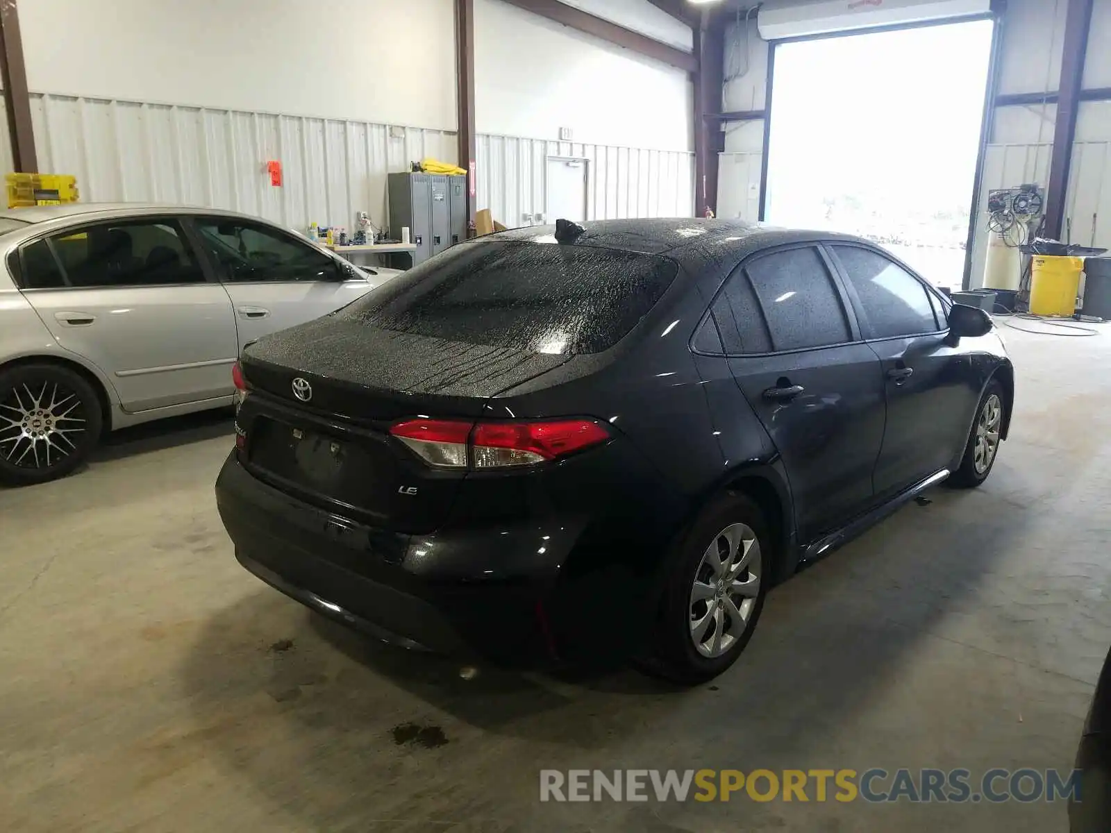 4 Photograph of a damaged car 5YFEPRAE7LP091522 TOYOTA COROLLA 2020