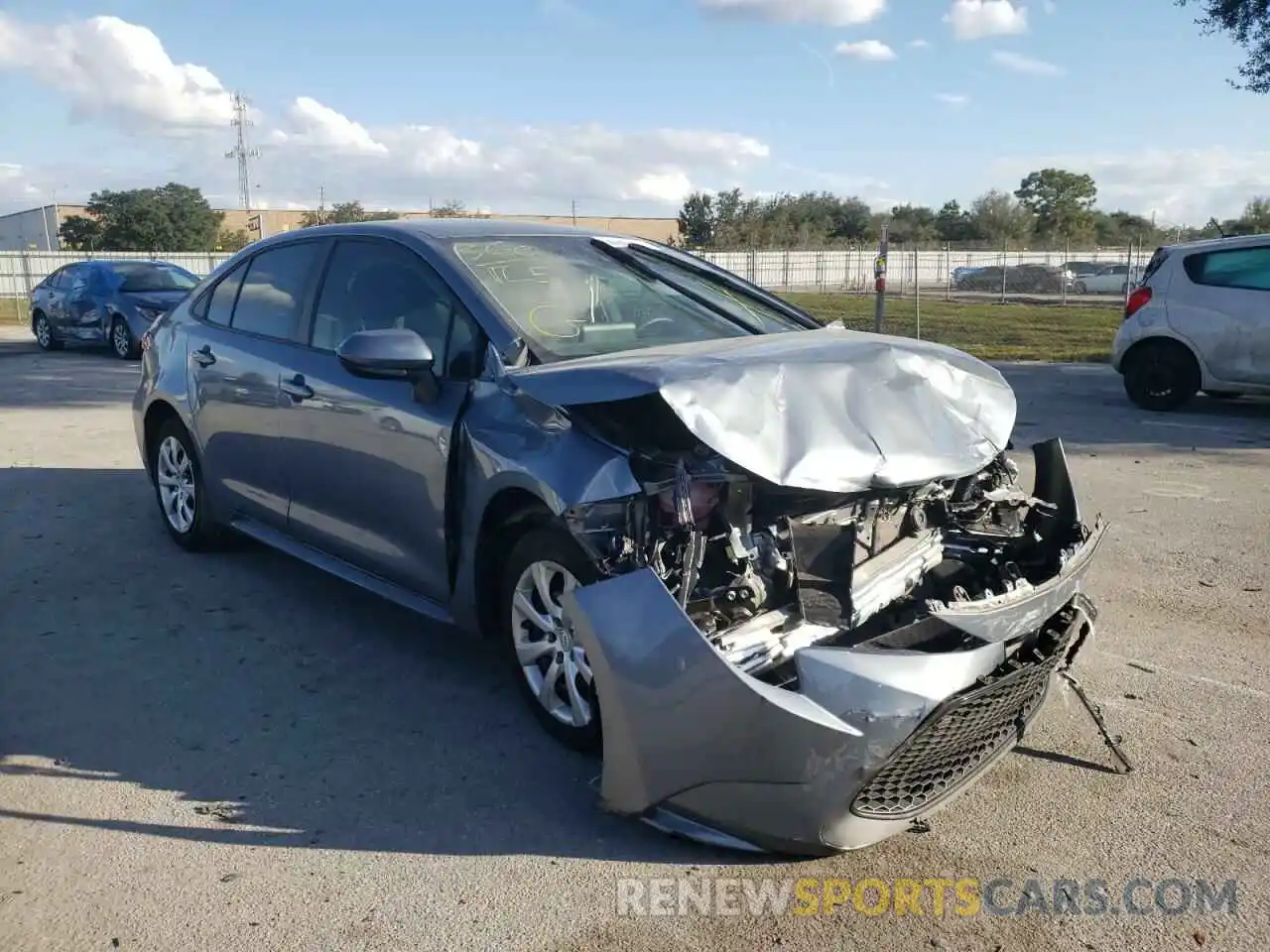 1 Photograph of a damaged car 5YFEPRAE7LP094095 TOYOTA COROLLA 2020