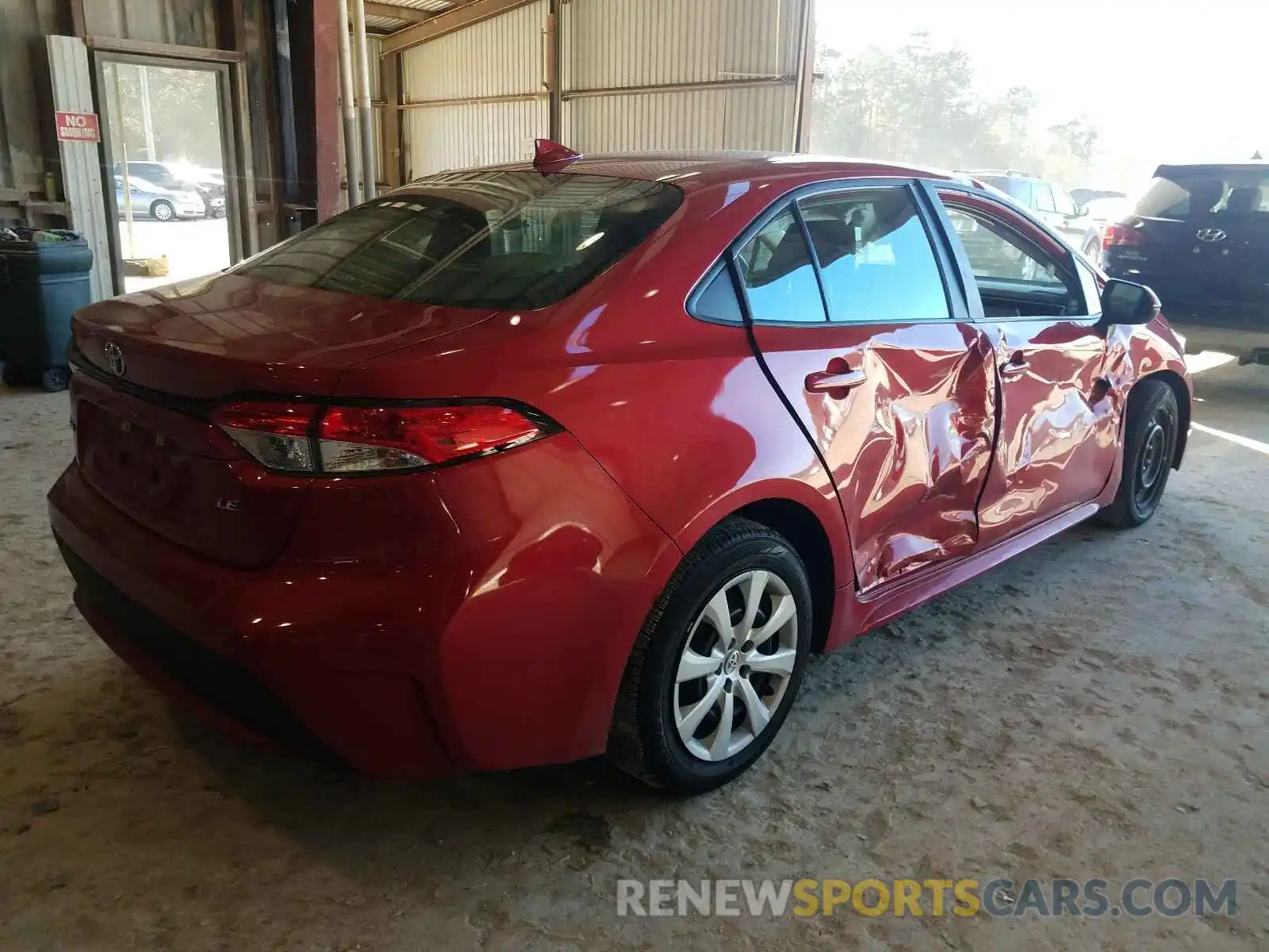 4 Photograph of a damaged car 5YFEPRAE7LP095098 TOYOTA COROLLA 2020