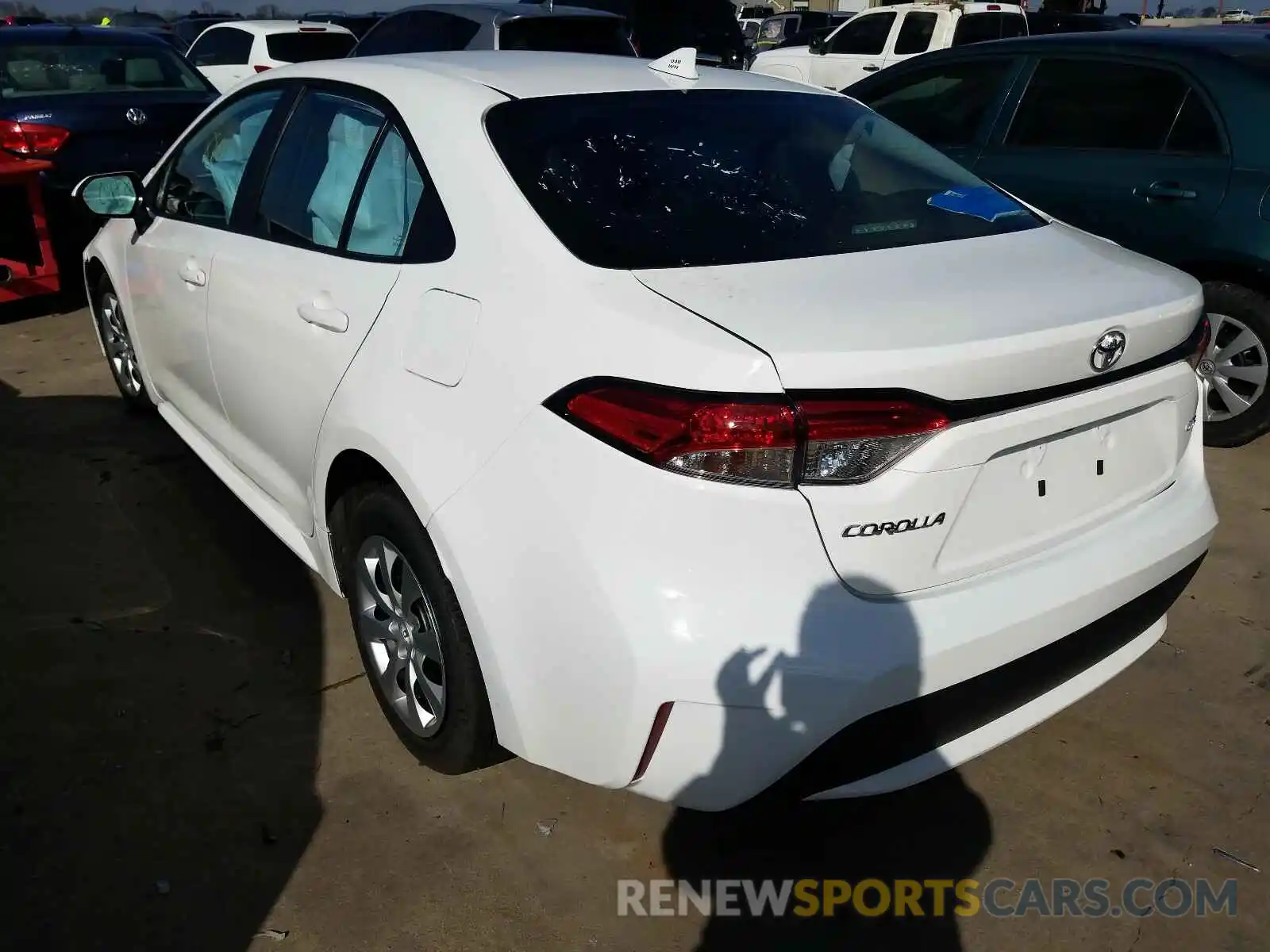 3 Photograph of a damaged car 5YFEPRAE7LP095764 TOYOTA COROLLA 2020