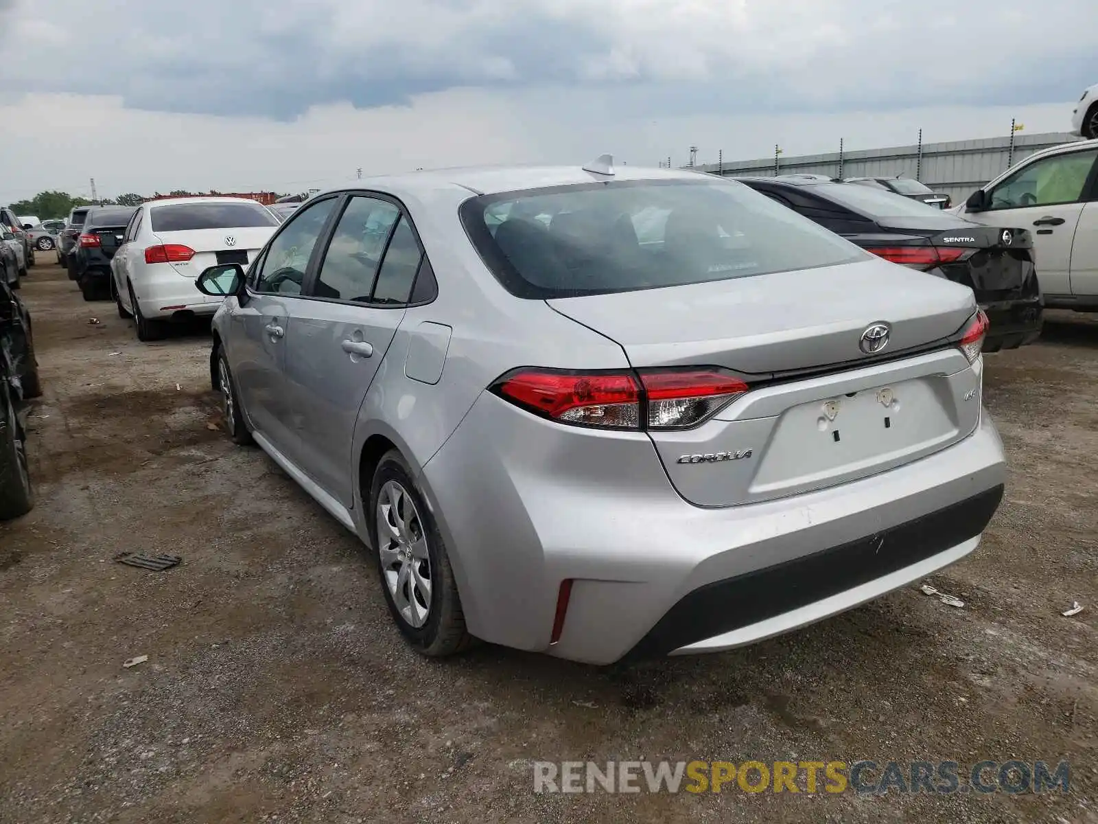 3 Photograph of a damaged car 5YFEPRAE7LP096462 TOYOTA COROLLA 2020