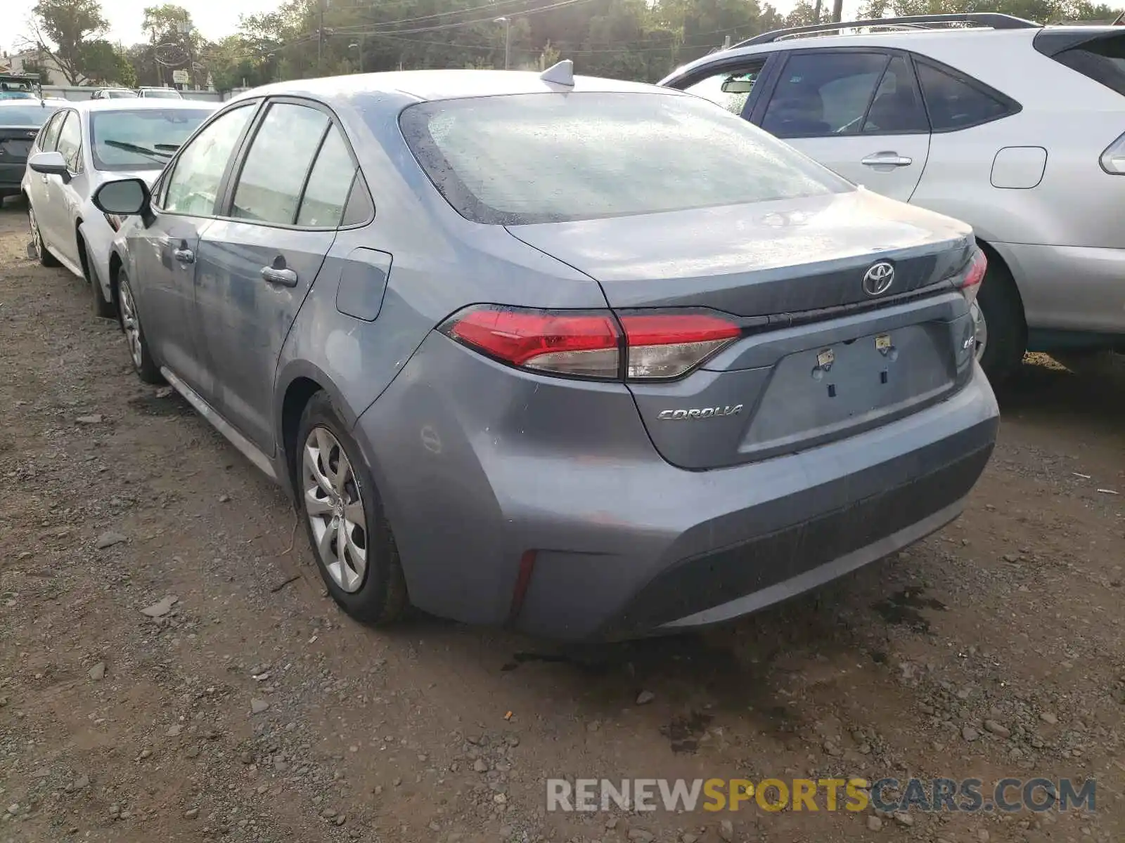 3 Photograph of a damaged car 5YFEPRAE7LP096543 TOYOTA COROLLA 2020