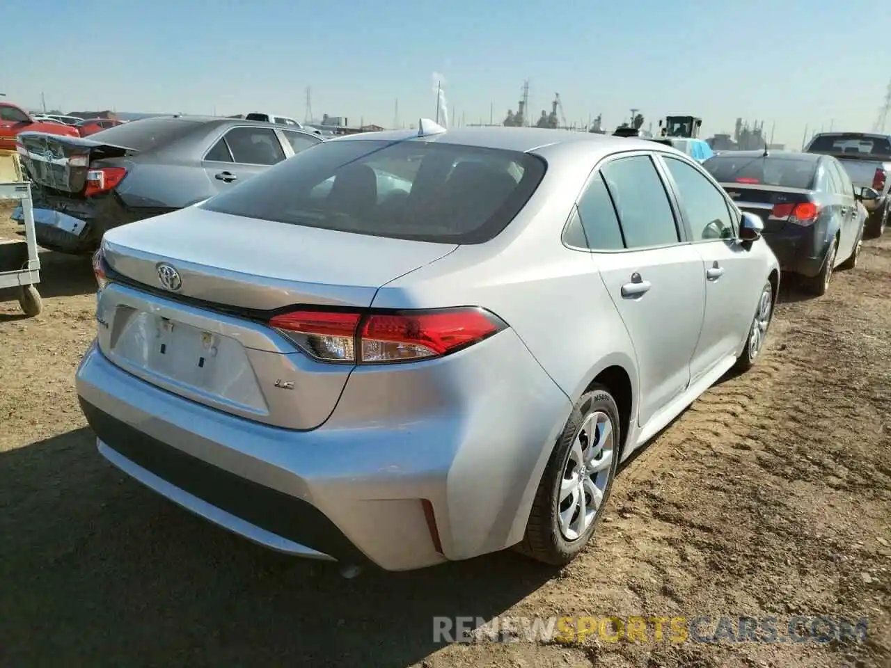 4 Photograph of a damaged car 5YFEPRAE7LP096672 TOYOTA COROLLA 2020