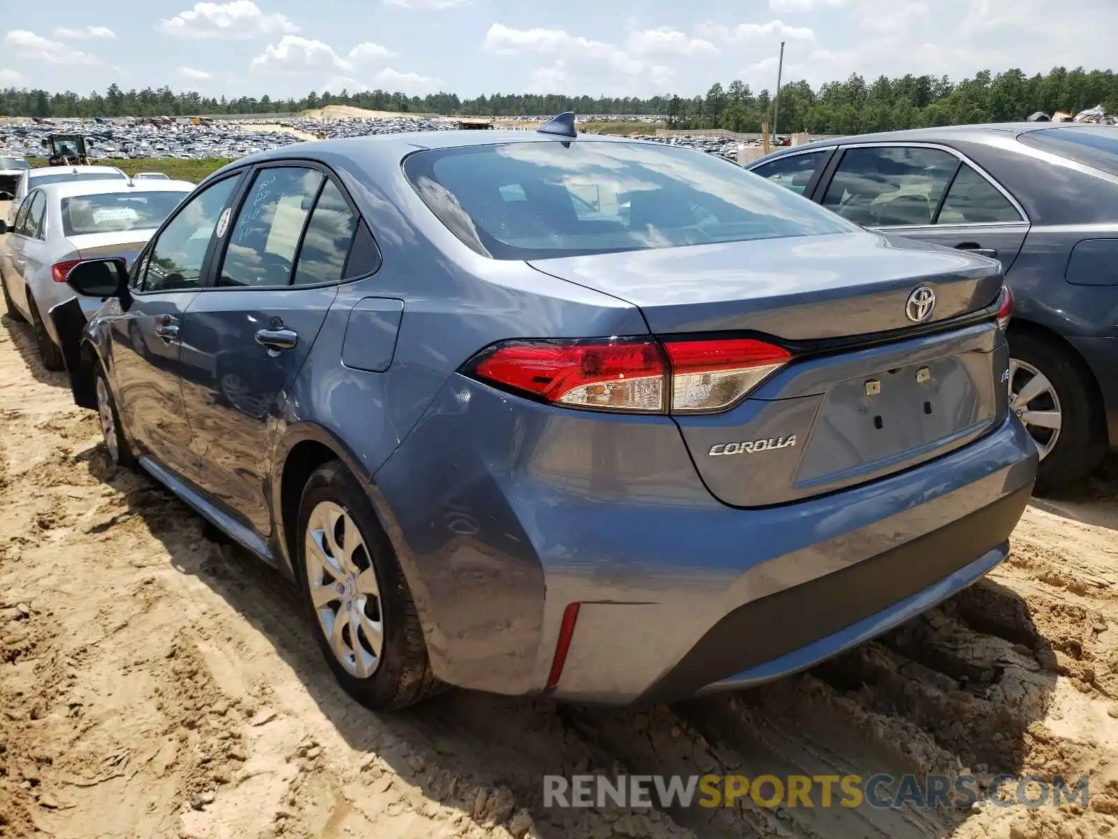 3 Photograph of a damaged car 5YFEPRAE7LP097708 TOYOTA COROLLA 2020