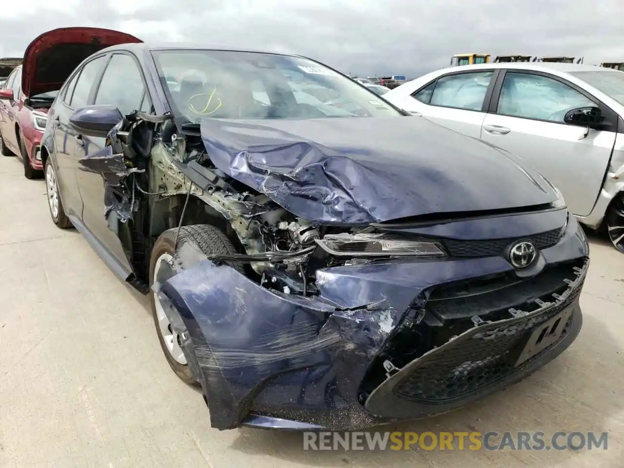 1 Photograph of a damaged car 5YFEPRAE7LP097837 TOYOTA COROLLA 2020