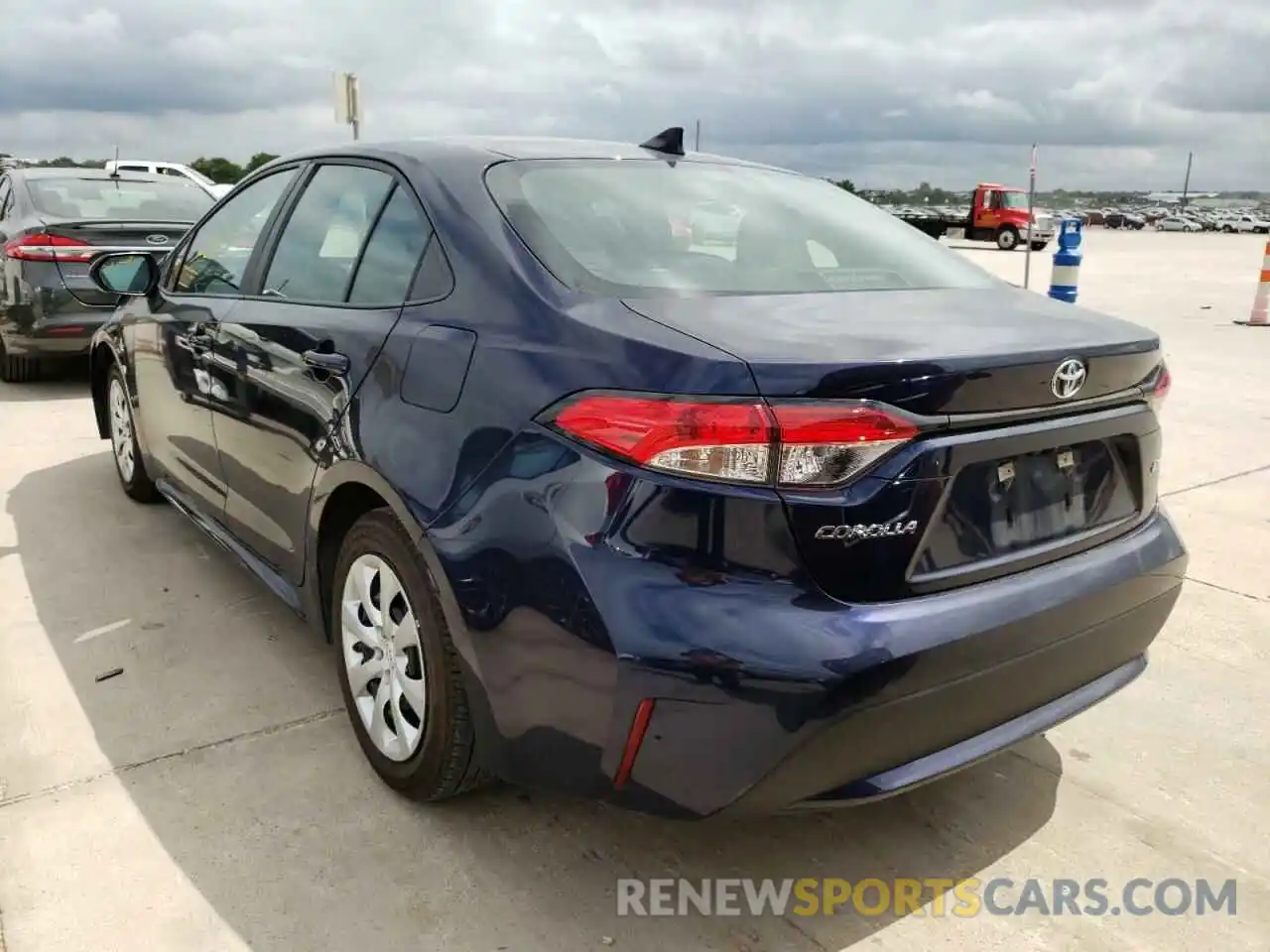 3 Photograph of a damaged car 5YFEPRAE7LP097837 TOYOTA COROLLA 2020