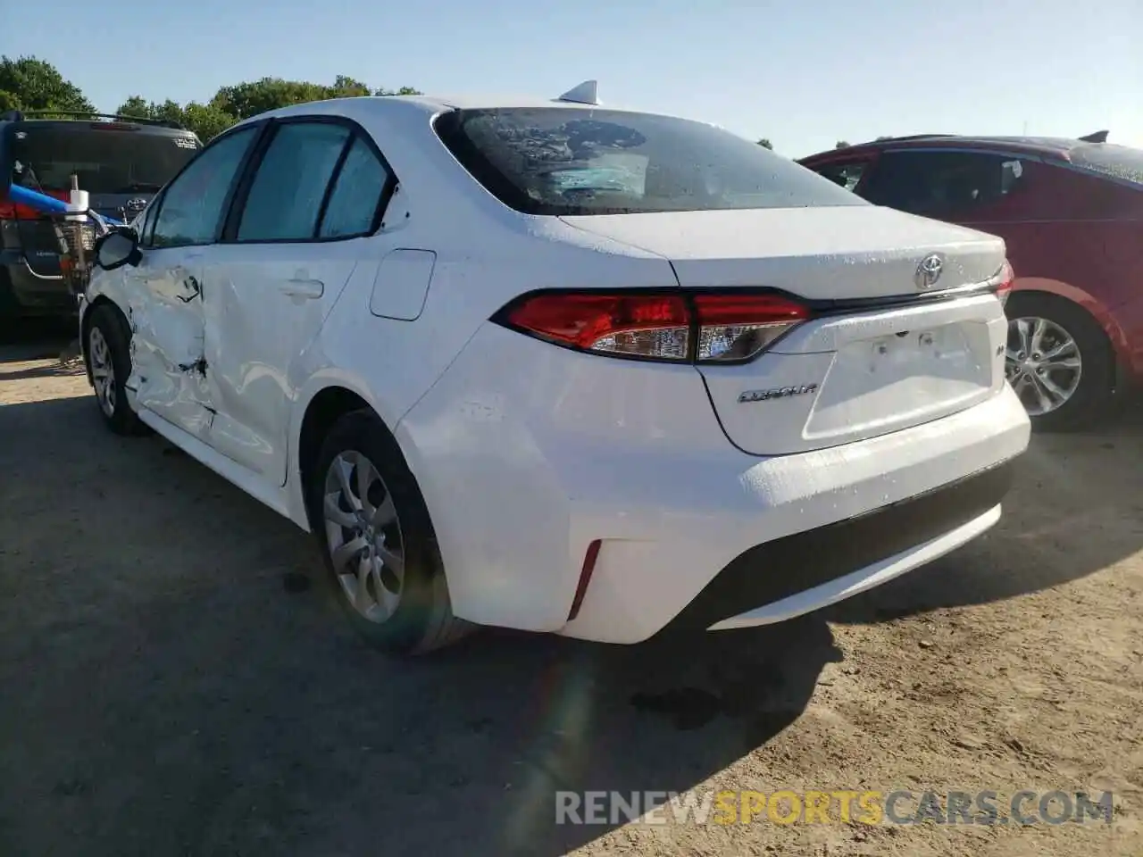 3 Photograph of a damaged car 5YFEPRAE7LP097921 TOYOTA COROLLA 2020