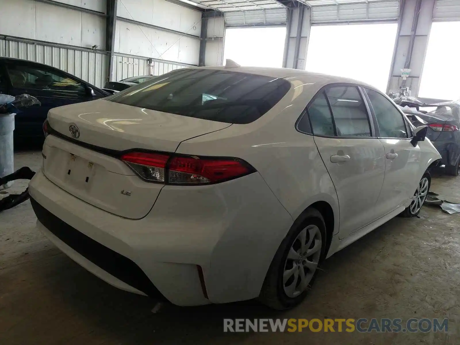 4 Photograph of a damaged car 5YFEPRAE7LP098258 TOYOTA COROLLA 2020