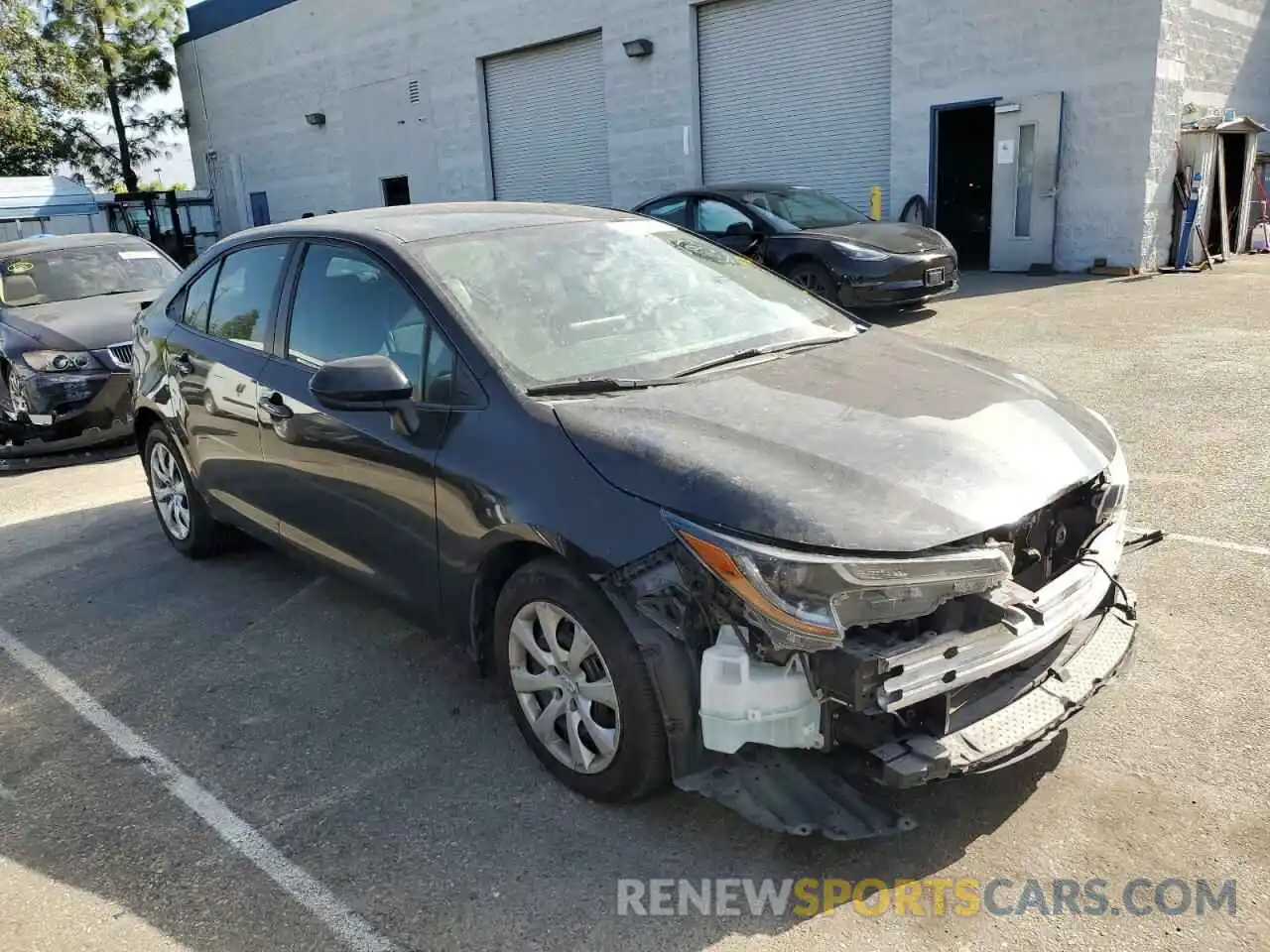 4 Photograph of a damaged car 5YFEPRAE7LP098373 TOYOTA COROLLA 2020