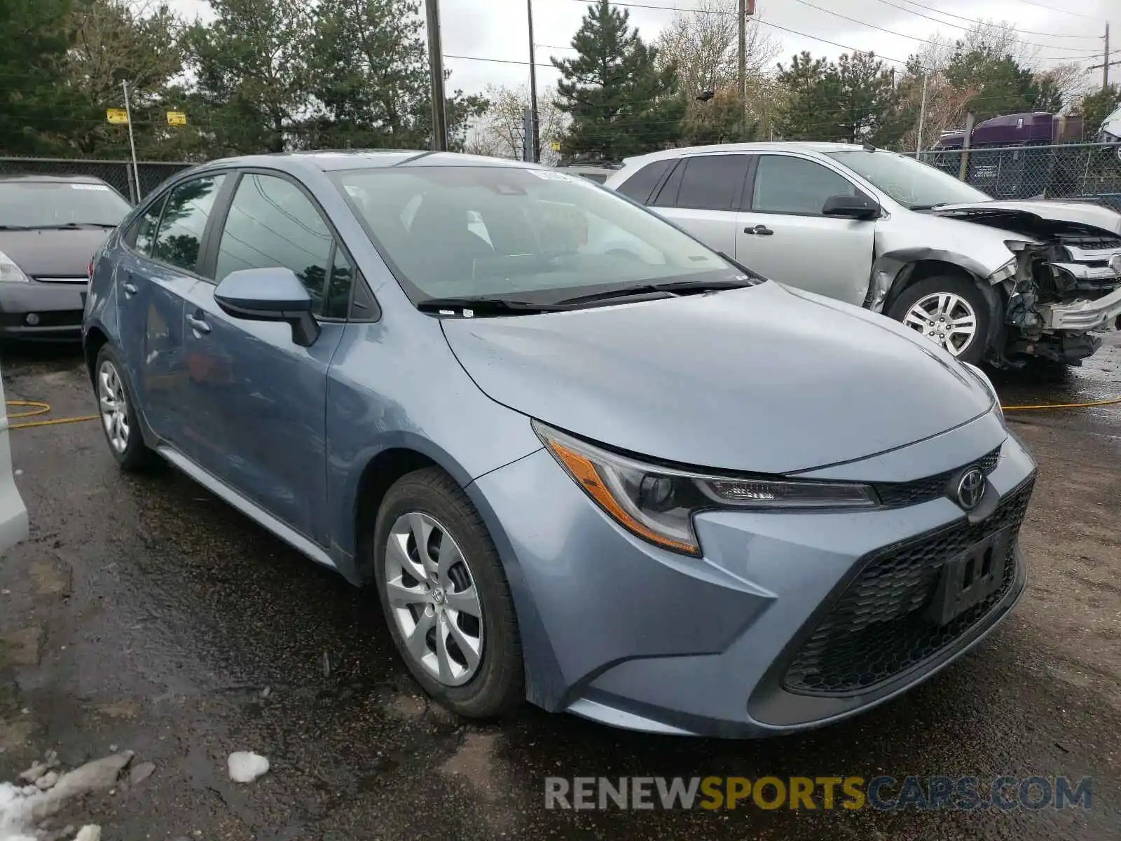 1 Photograph of a damaged car 5YFEPRAE7LP098809 TOYOTA COROLLA 2020