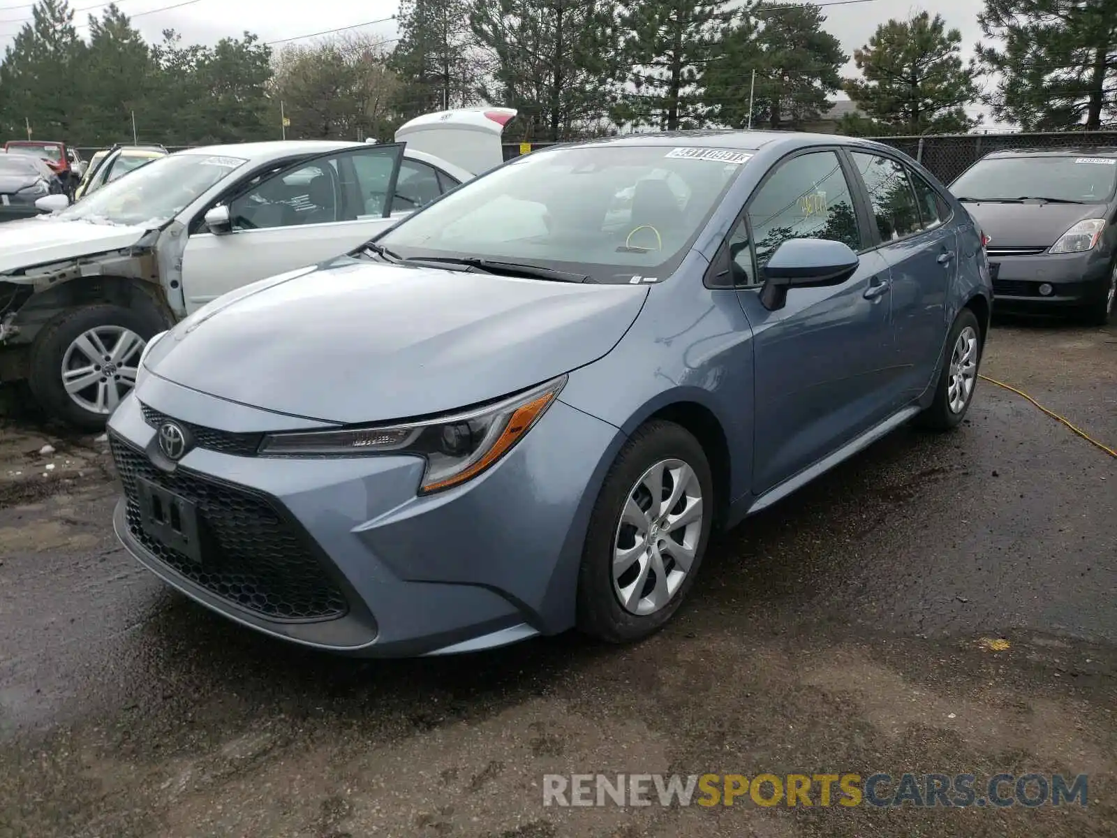 2 Photograph of a damaged car 5YFEPRAE7LP098809 TOYOTA COROLLA 2020