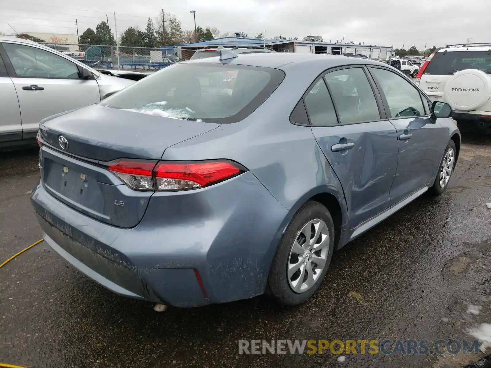 4 Photograph of a damaged car 5YFEPRAE7LP098809 TOYOTA COROLLA 2020