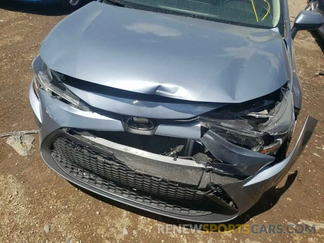 9 Photograph of a damaged car 5YFEPRAE7LP101322 TOYOTA COROLLA 2020