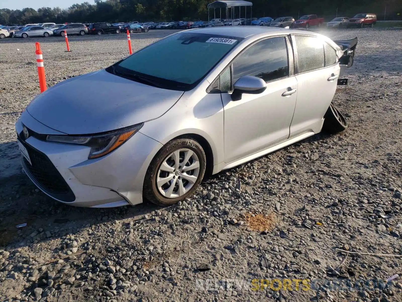 2 Photograph of a damaged car 5YFEPRAE7LP101403 TOYOTA COROLLA 2020