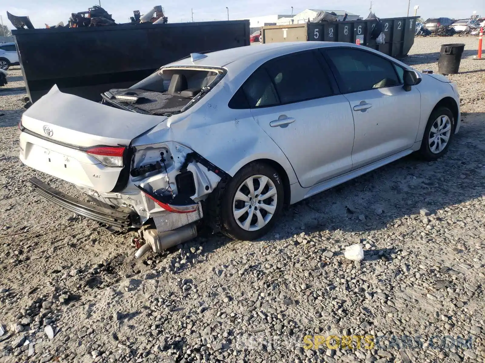 4 Photograph of a damaged car 5YFEPRAE7LP101403 TOYOTA COROLLA 2020