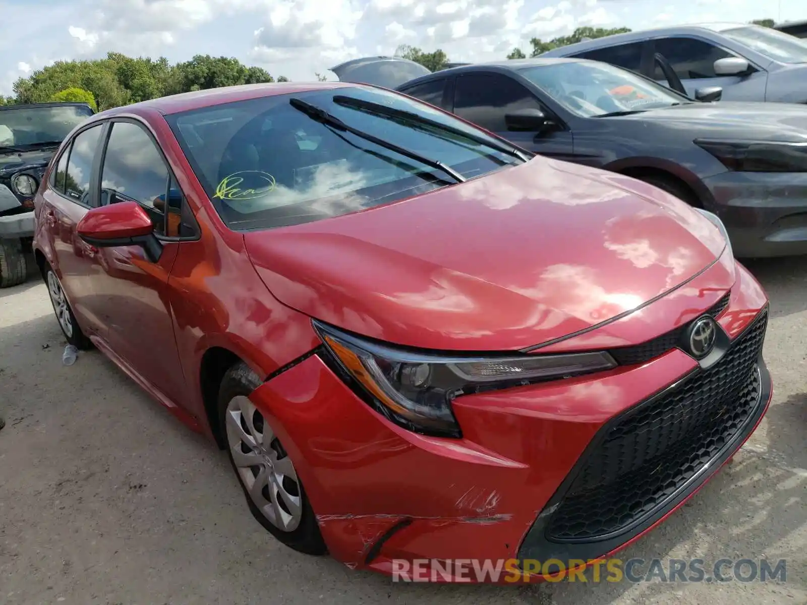 1 Photograph of a damaged car 5YFEPRAE7LP101532 TOYOTA COROLLA 2020