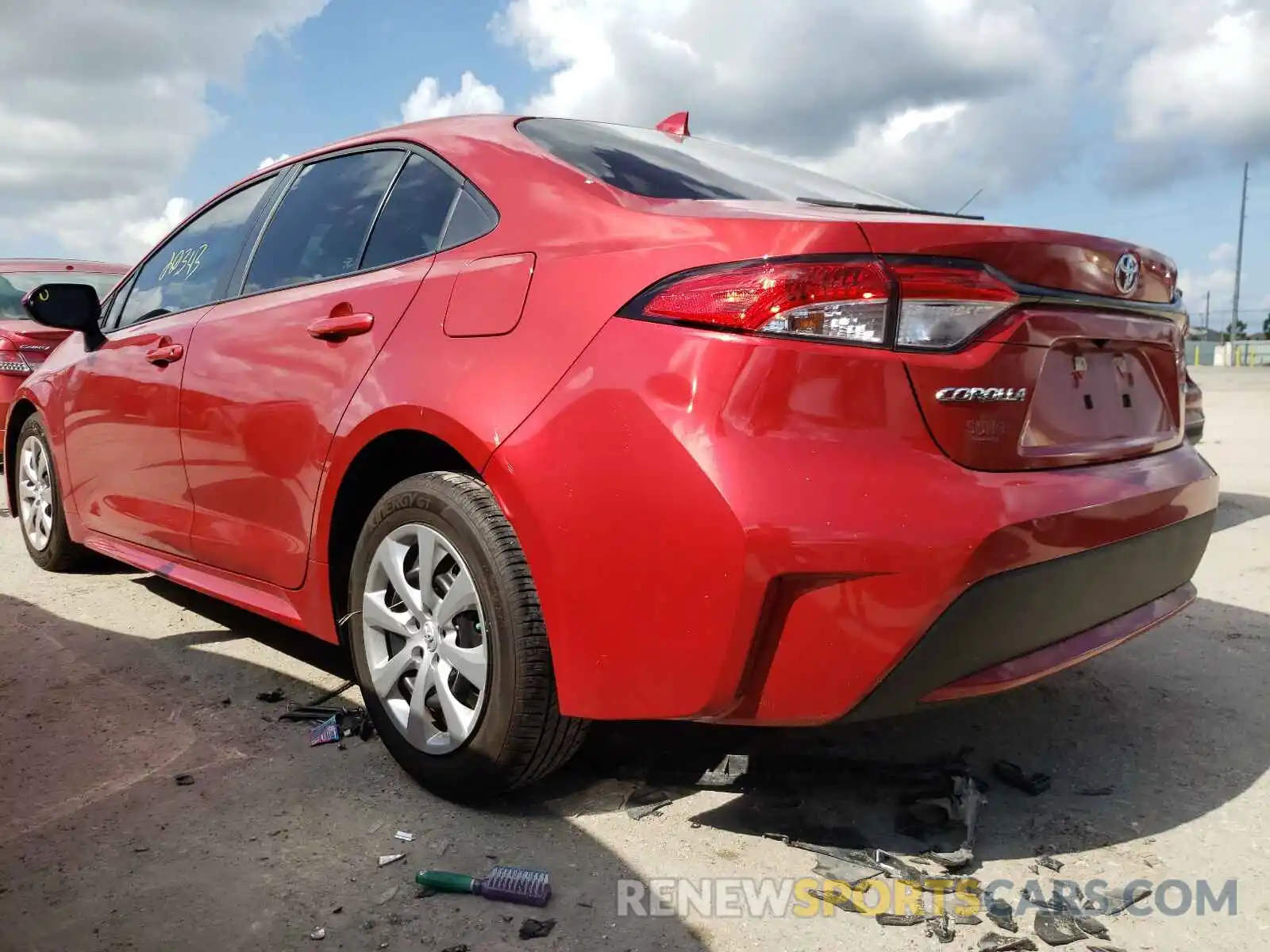 3 Photograph of a damaged car 5YFEPRAE7LP101532 TOYOTA COROLLA 2020