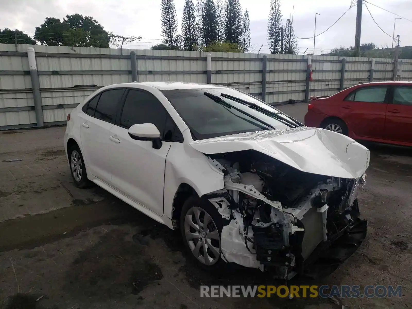 1 Photograph of a damaged car 5YFEPRAE7LP101840 TOYOTA COROLLA 2020