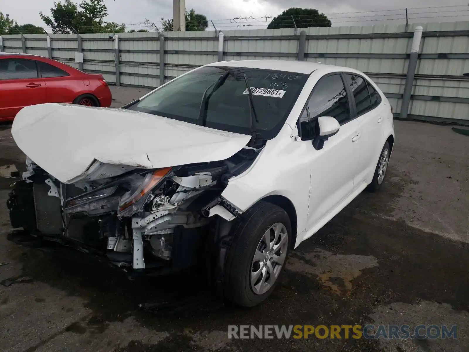 2 Photograph of a damaged car 5YFEPRAE7LP101840 TOYOTA COROLLA 2020