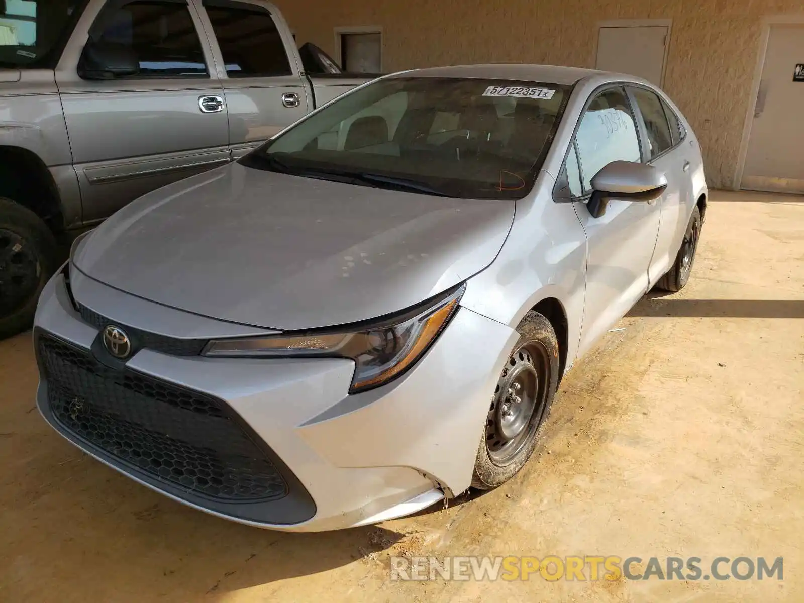 2 Photograph of a damaged car 5YFEPRAE7LP102261 TOYOTA COROLLA 2020