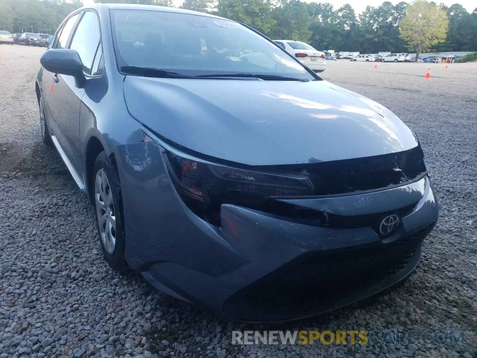 1 Photograph of a damaged car 5YFEPRAE7LP103670 TOYOTA COROLLA 2020