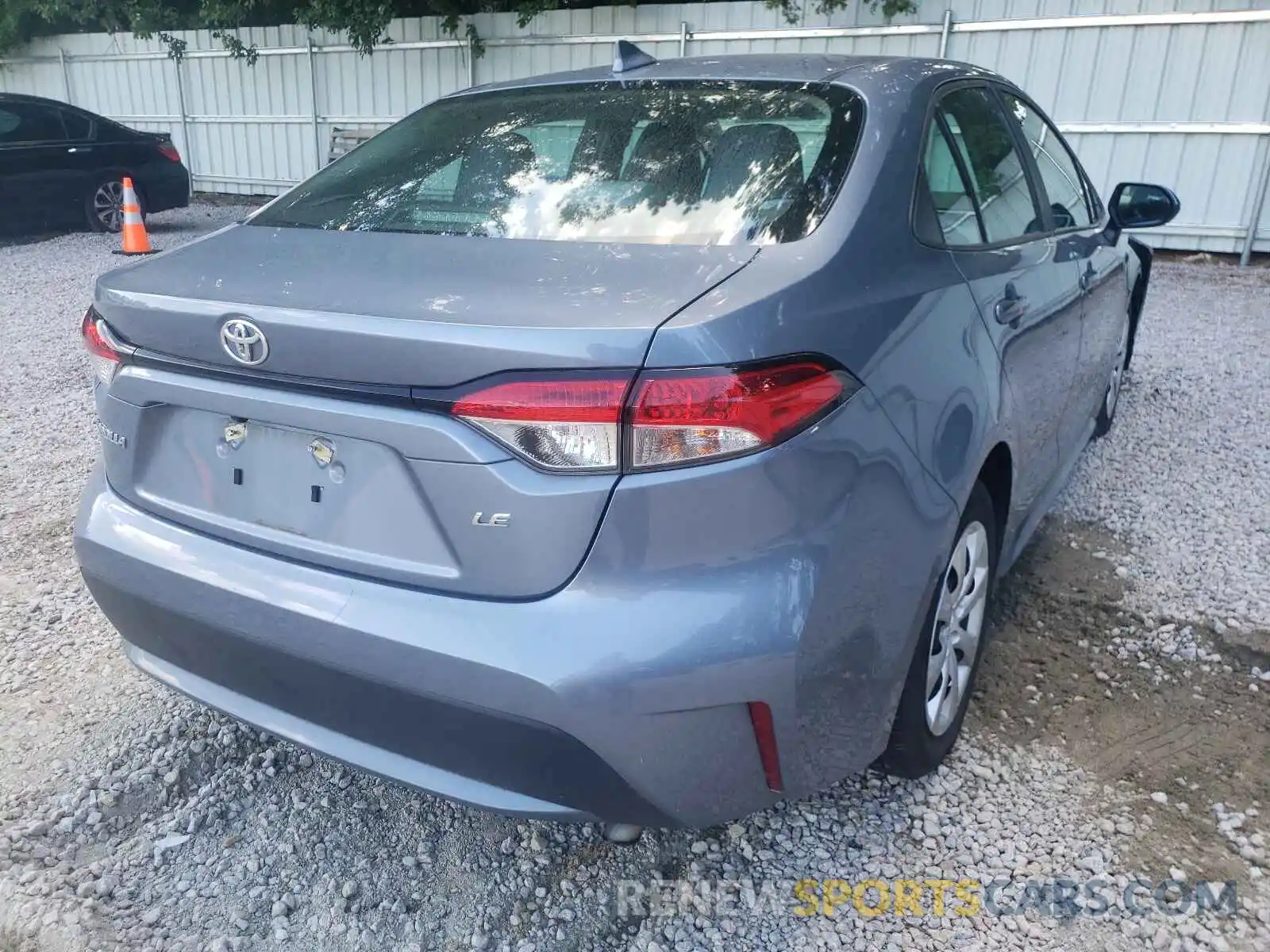 4 Photograph of a damaged car 5YFEPRAE7LP103670 TOYOTA COROLLA 2020