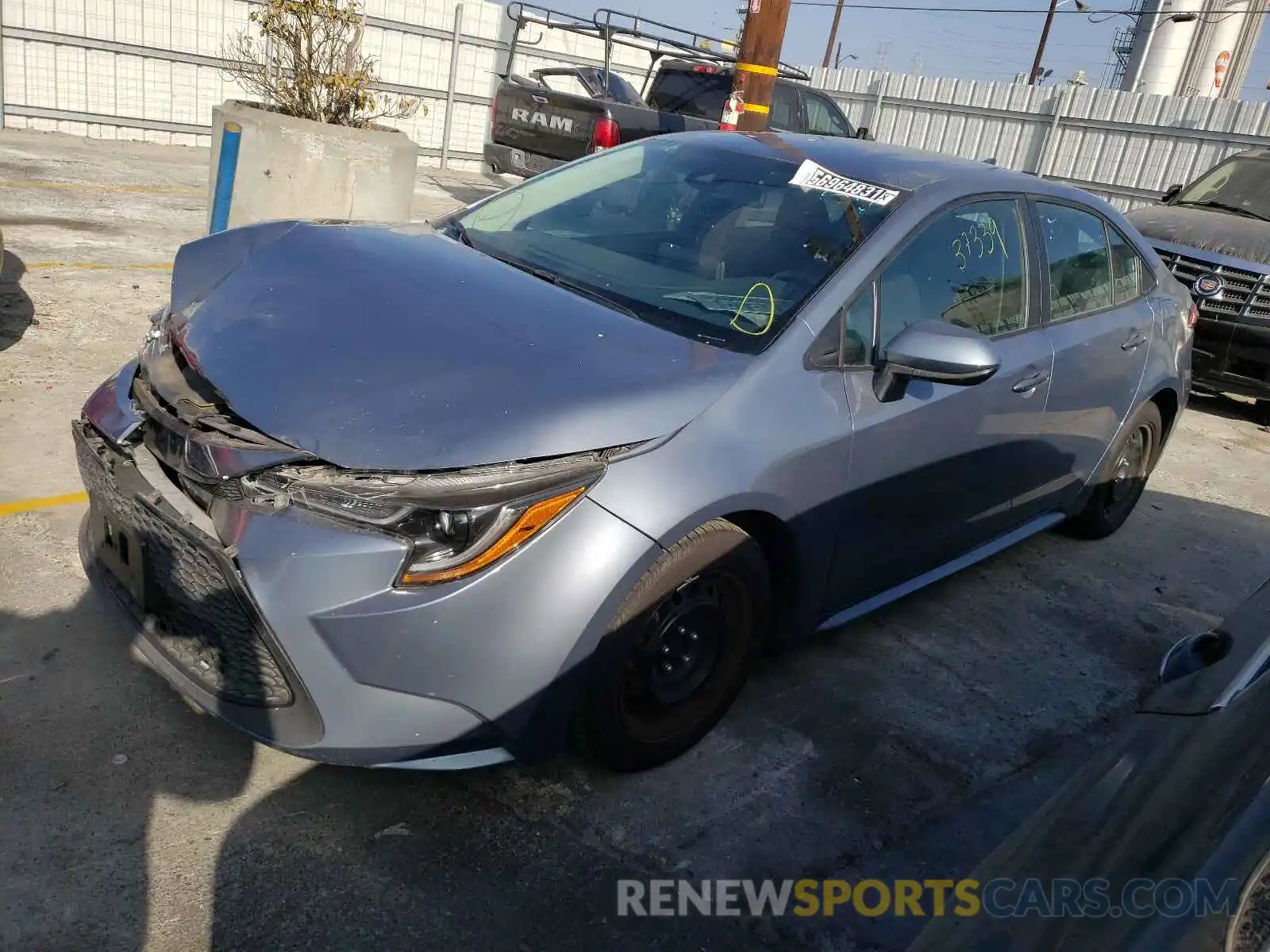 2 Photograph of a damaged car 5YFEPRAE7LP104351 TOYOTA COROLLA 2020