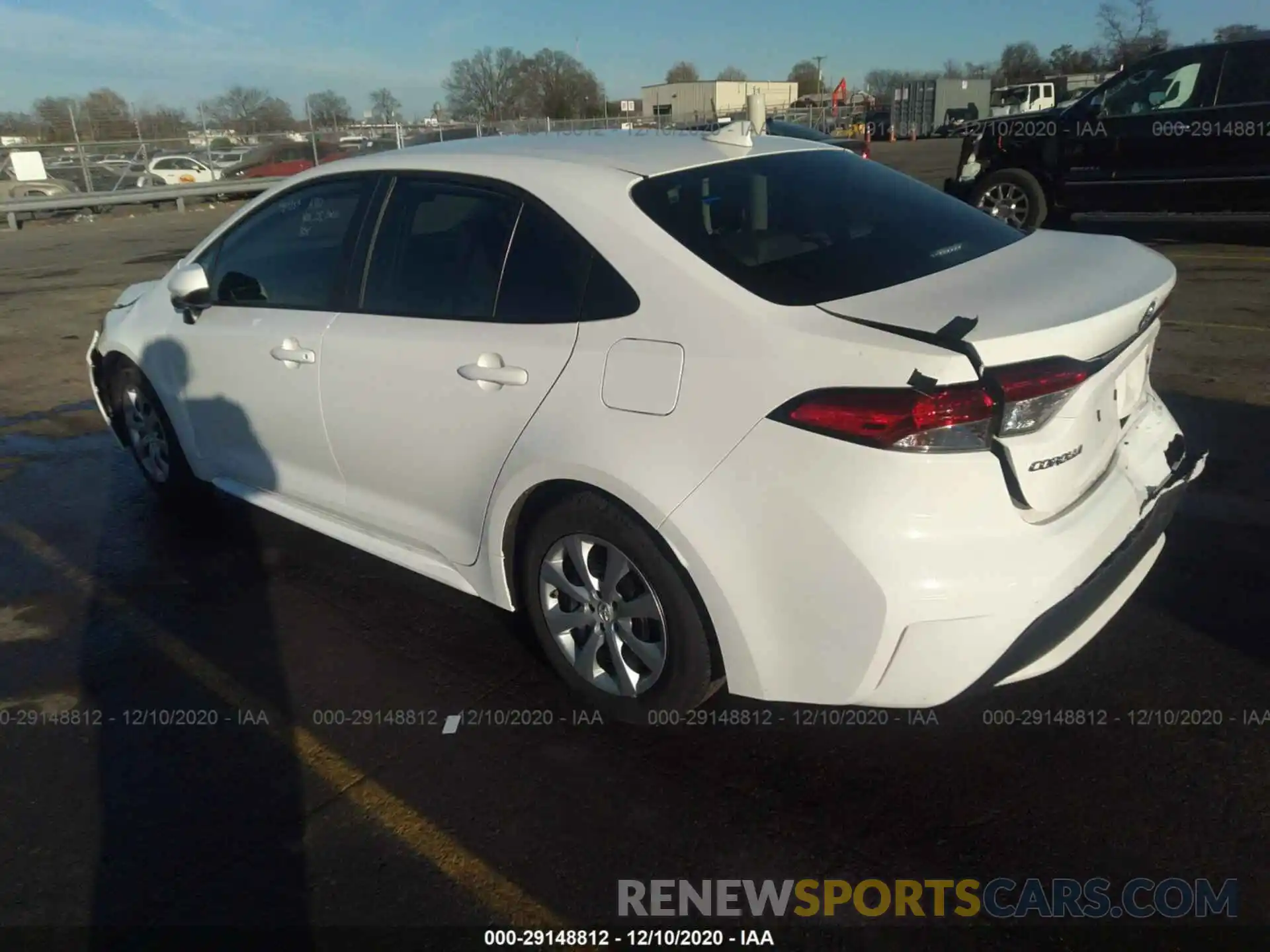 3 Photograph of a damaged car 5YFEPRAE7LP105113 TOYOTA COROLLA 2020