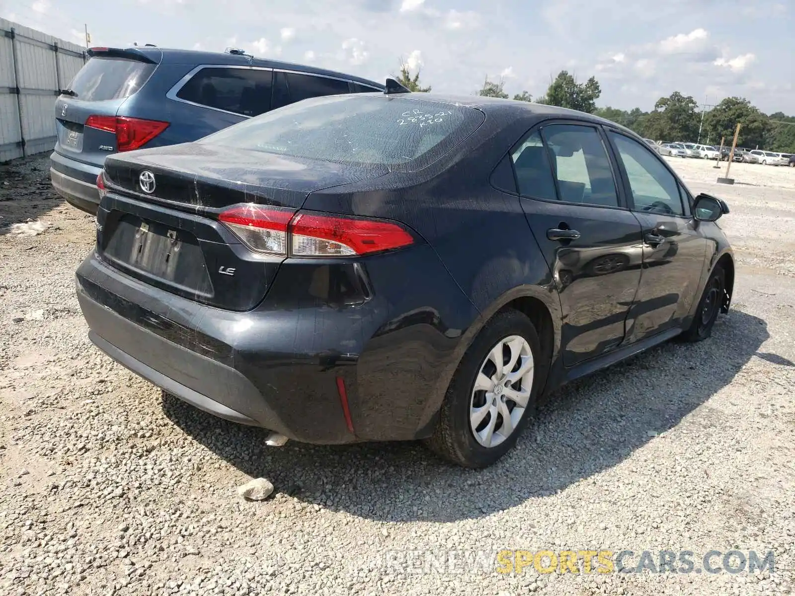 4 Photograph of a damaged car 5YFEPRAE7LP105516 TOYOTA COROLLA 2020