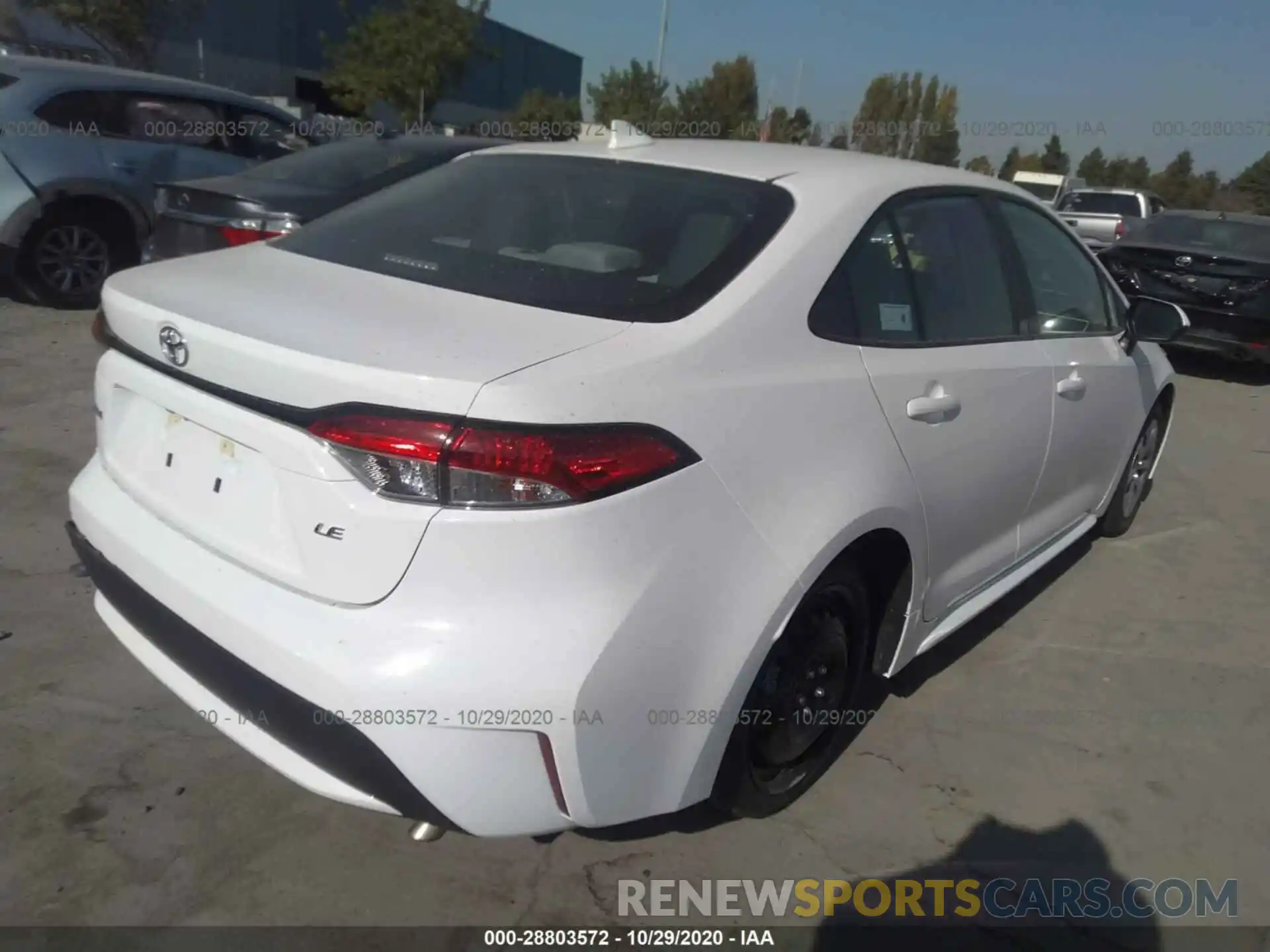 4 Photograph of a damaged car 5YFEPRAE7LP106097 TOYOTA COROLLA 2020